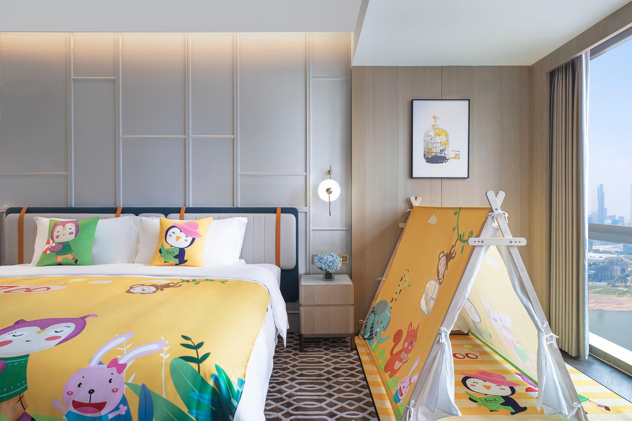 Double Premium King Bed