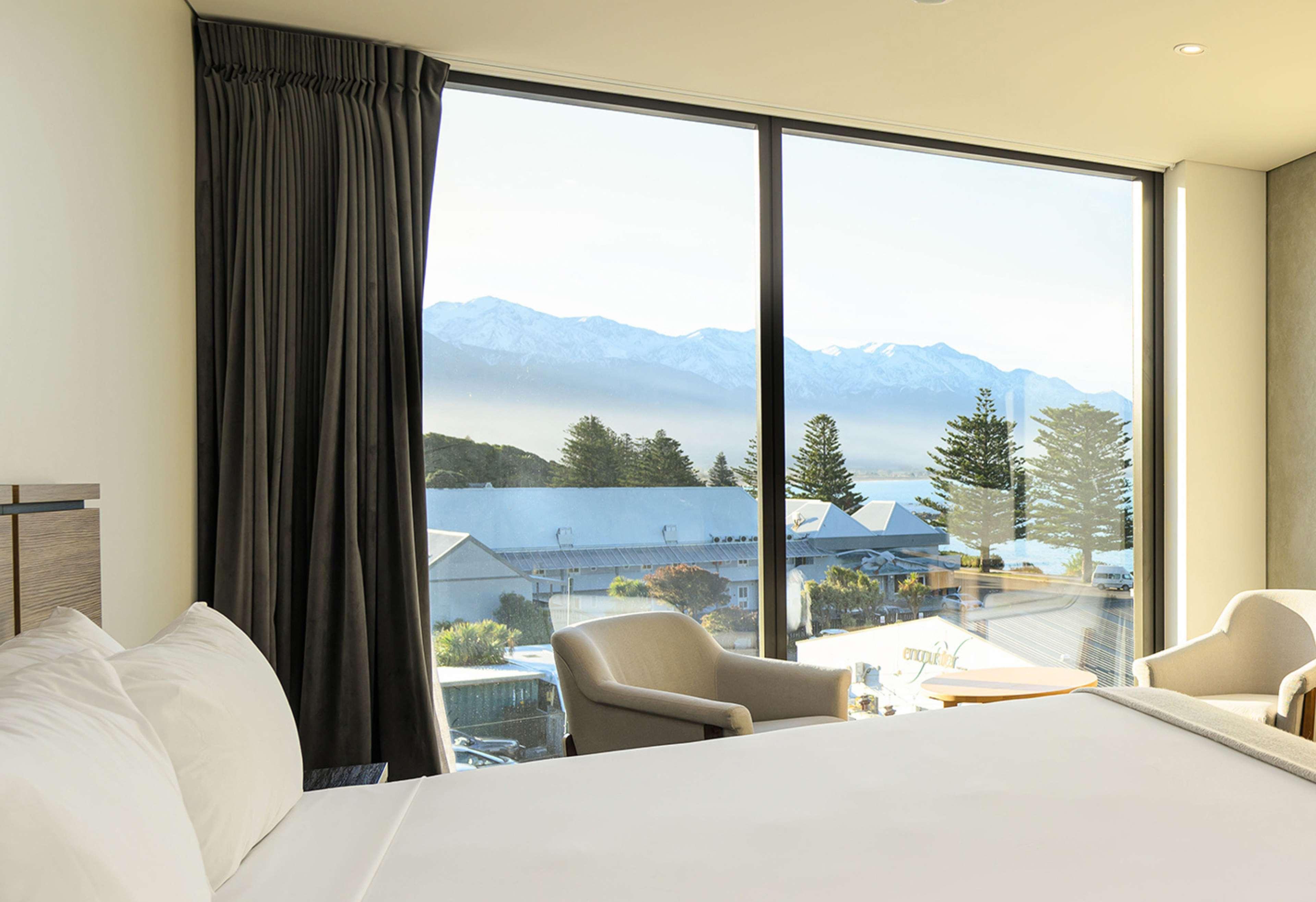 Double Deluxe King Bed