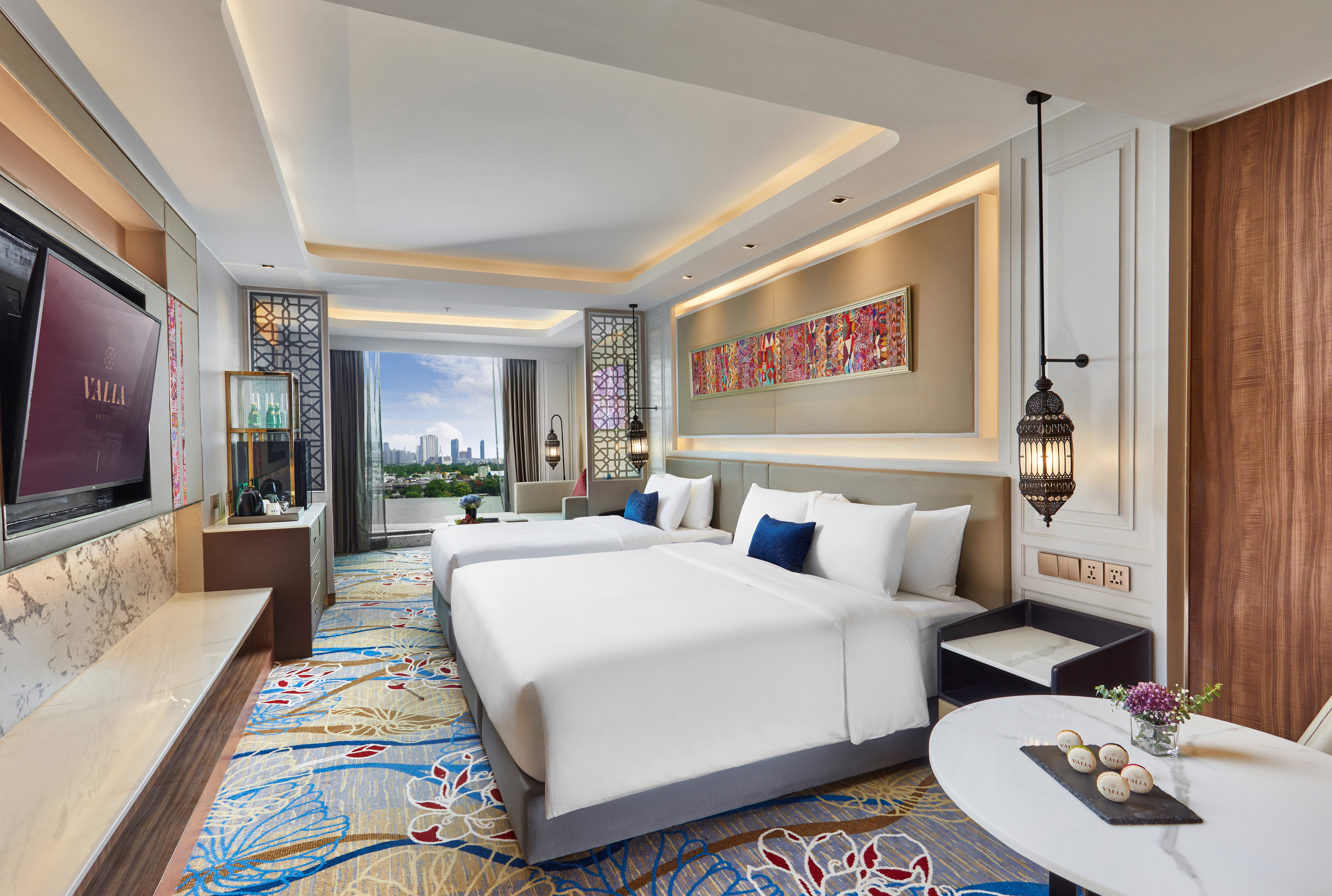 Family Room Executive