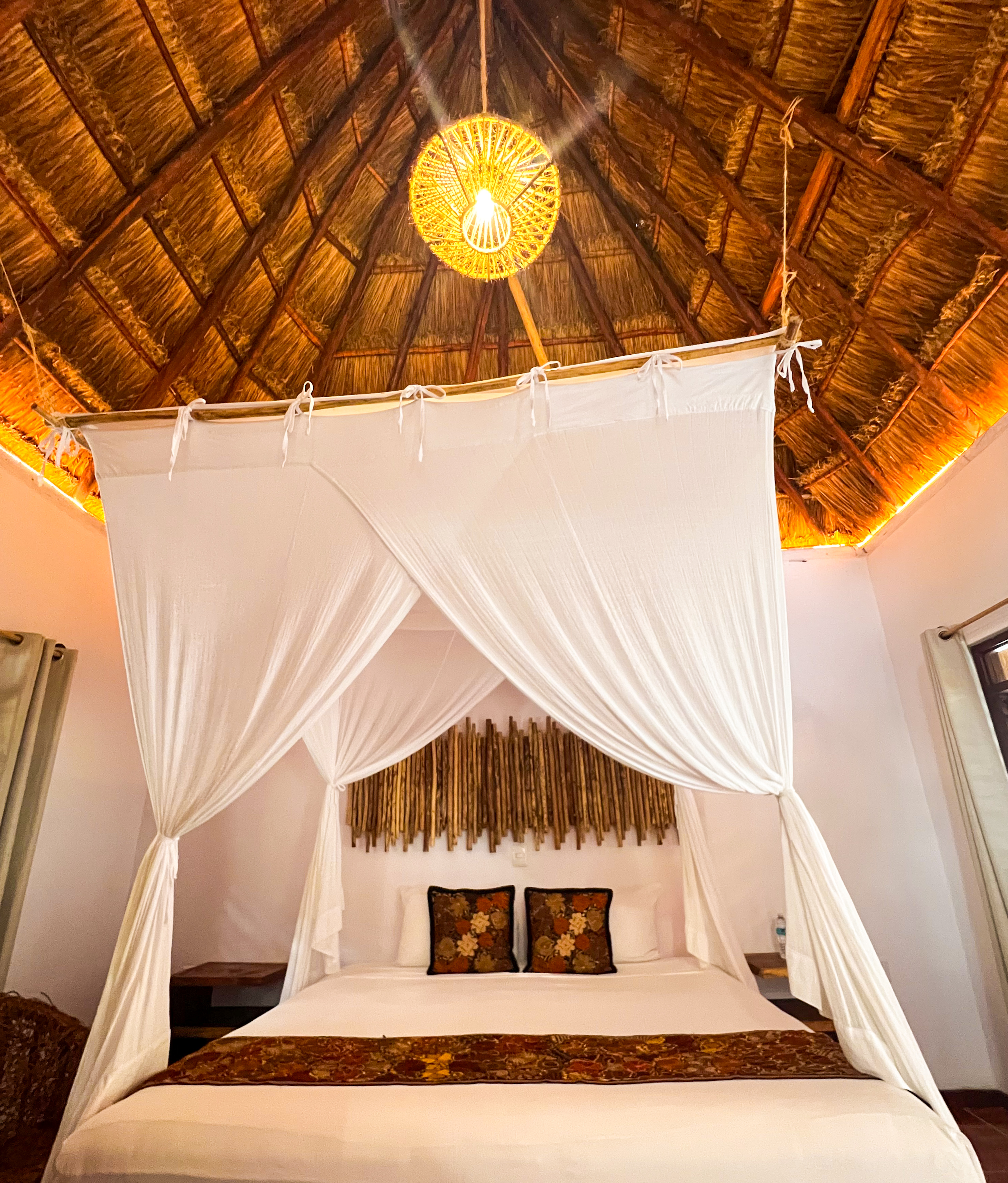 Bungalow Superior King Bed