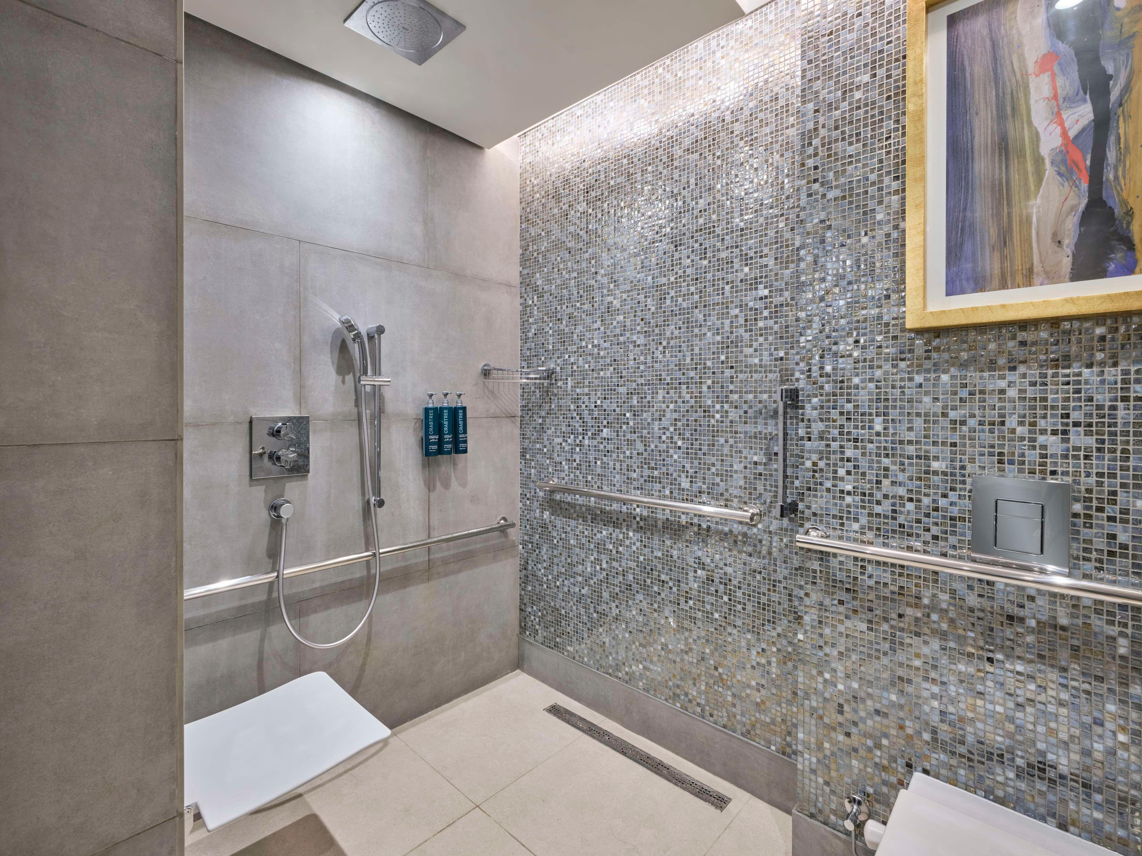 Double Accessible King Size Bed