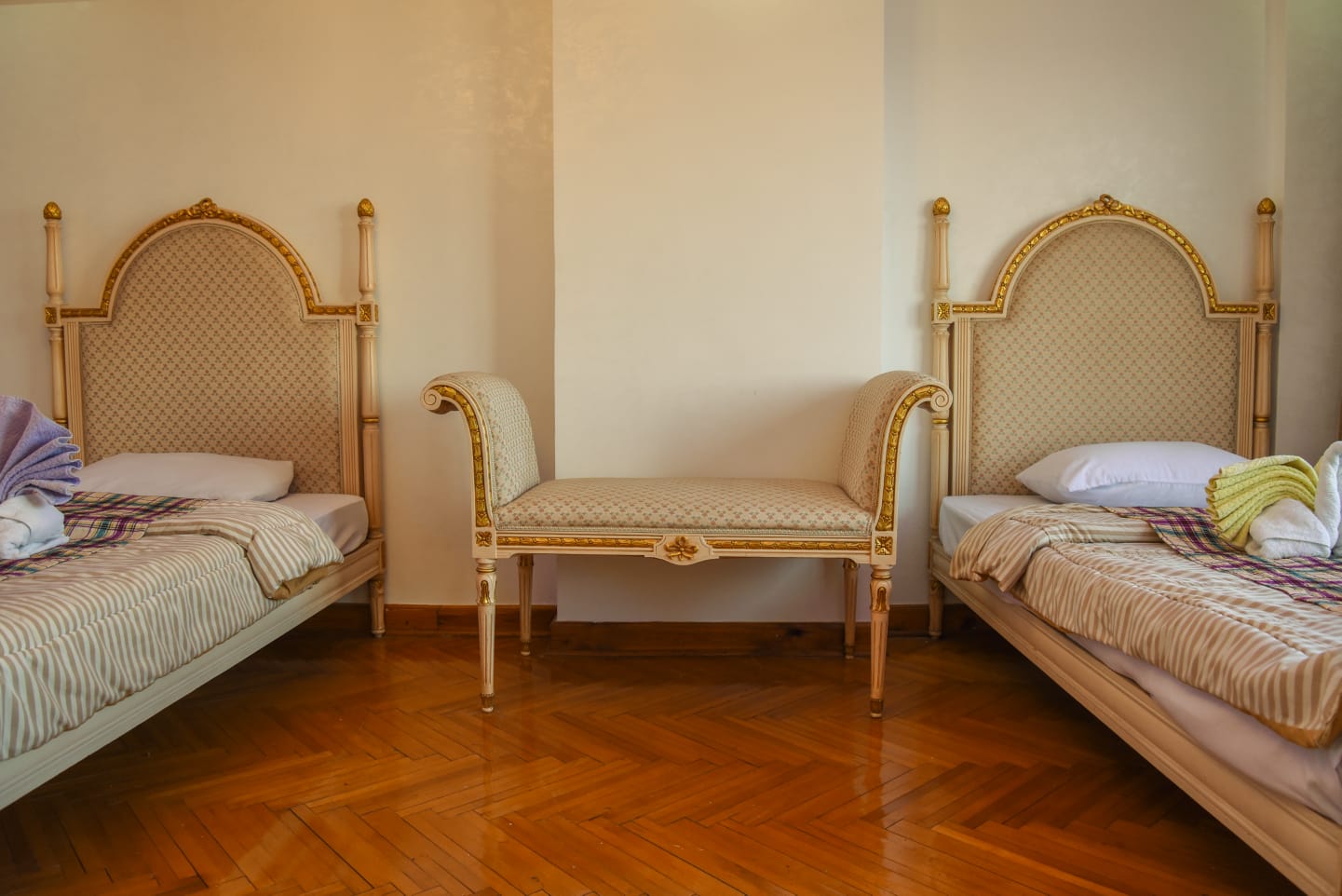 Suite Two Bedrooms One Bathroom