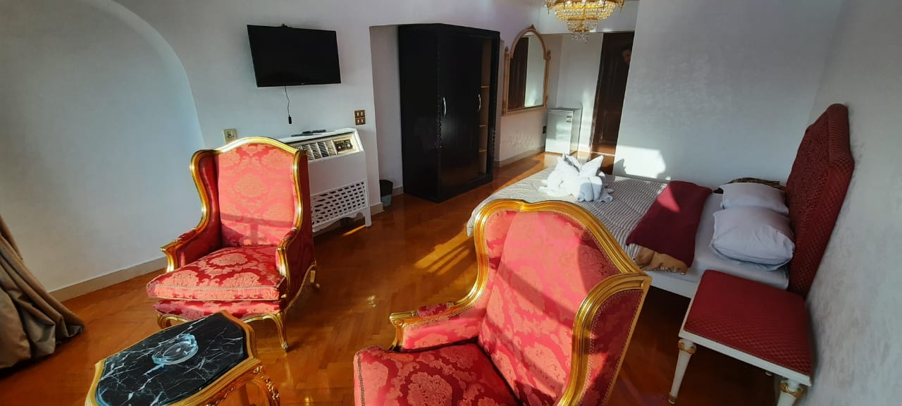 Suite Two Bedrooms One Bathroom