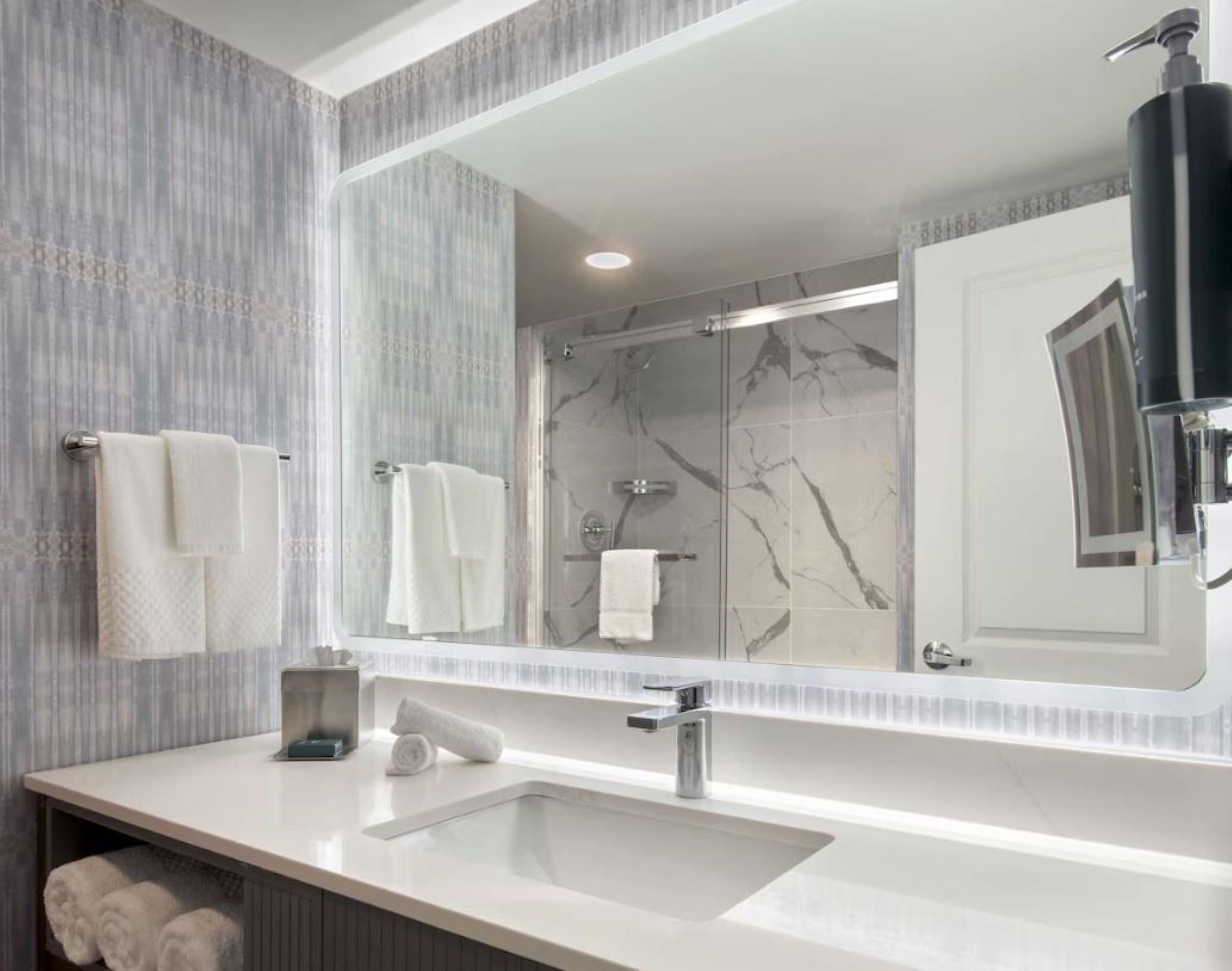 Double Accessible-queen Size Bed