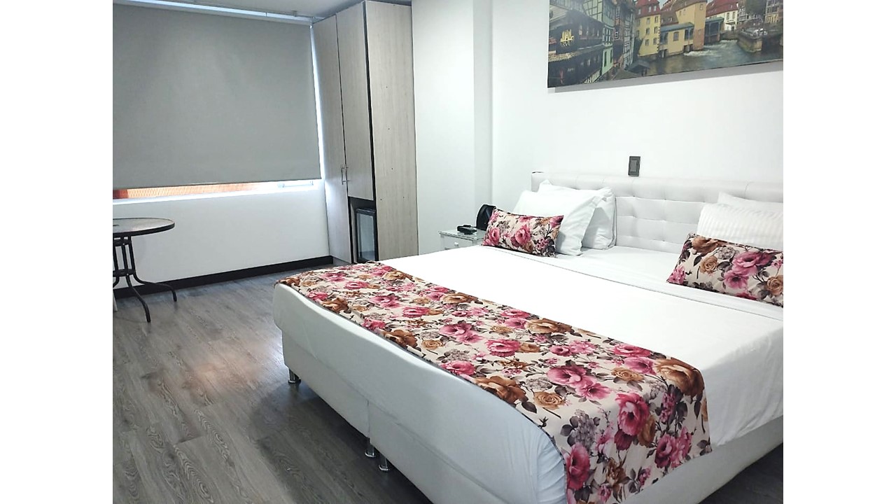 Single Deluxe One Bed