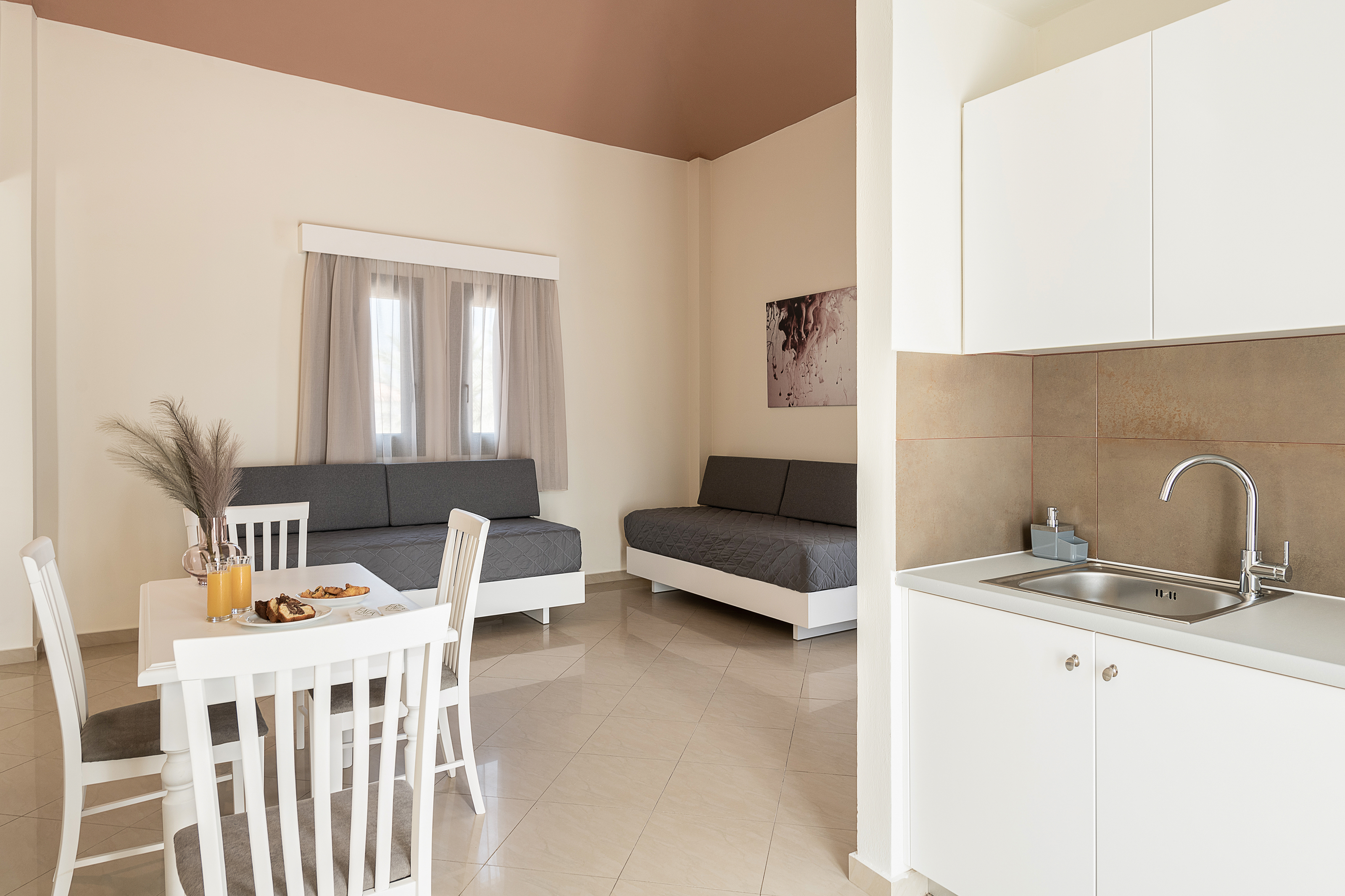 Apartment Capacity 4