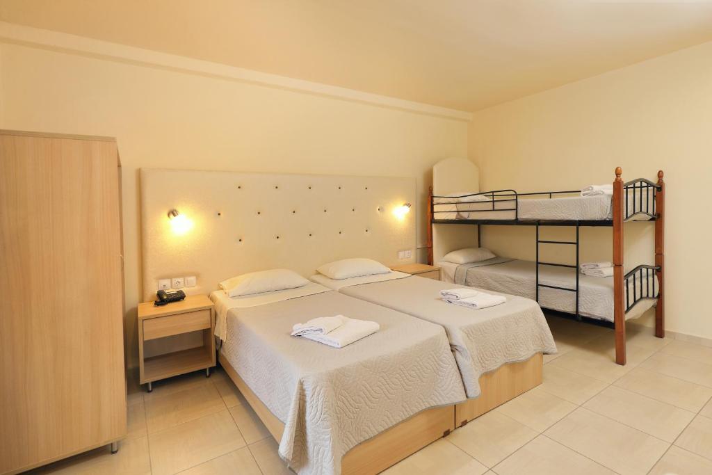 Quadruple Garden View