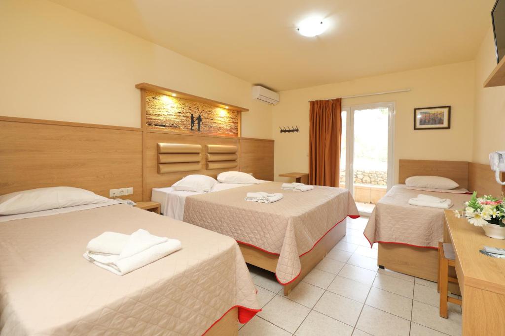 Quadruple Garden View