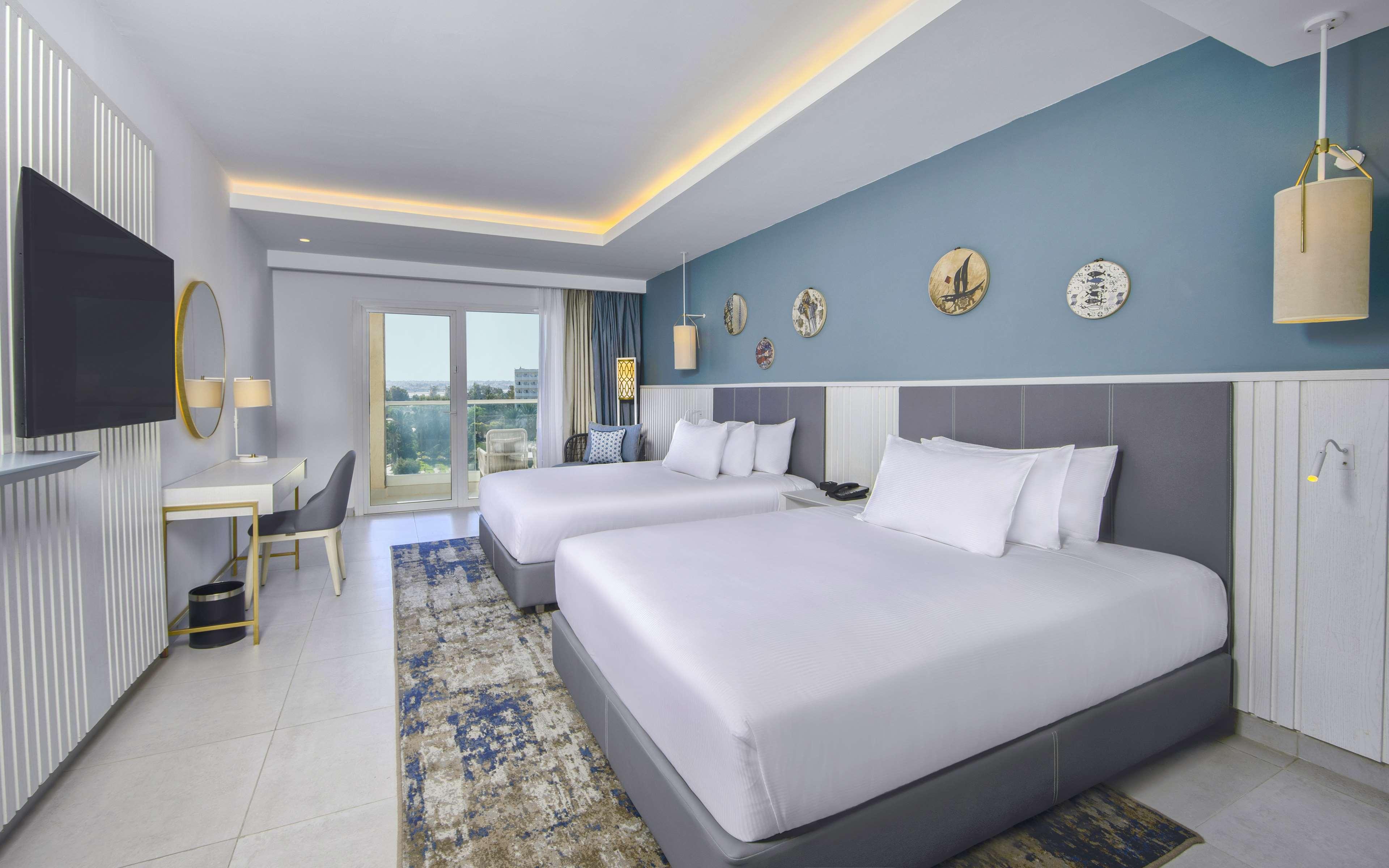 Suite Two Queen Beds One Bedroom