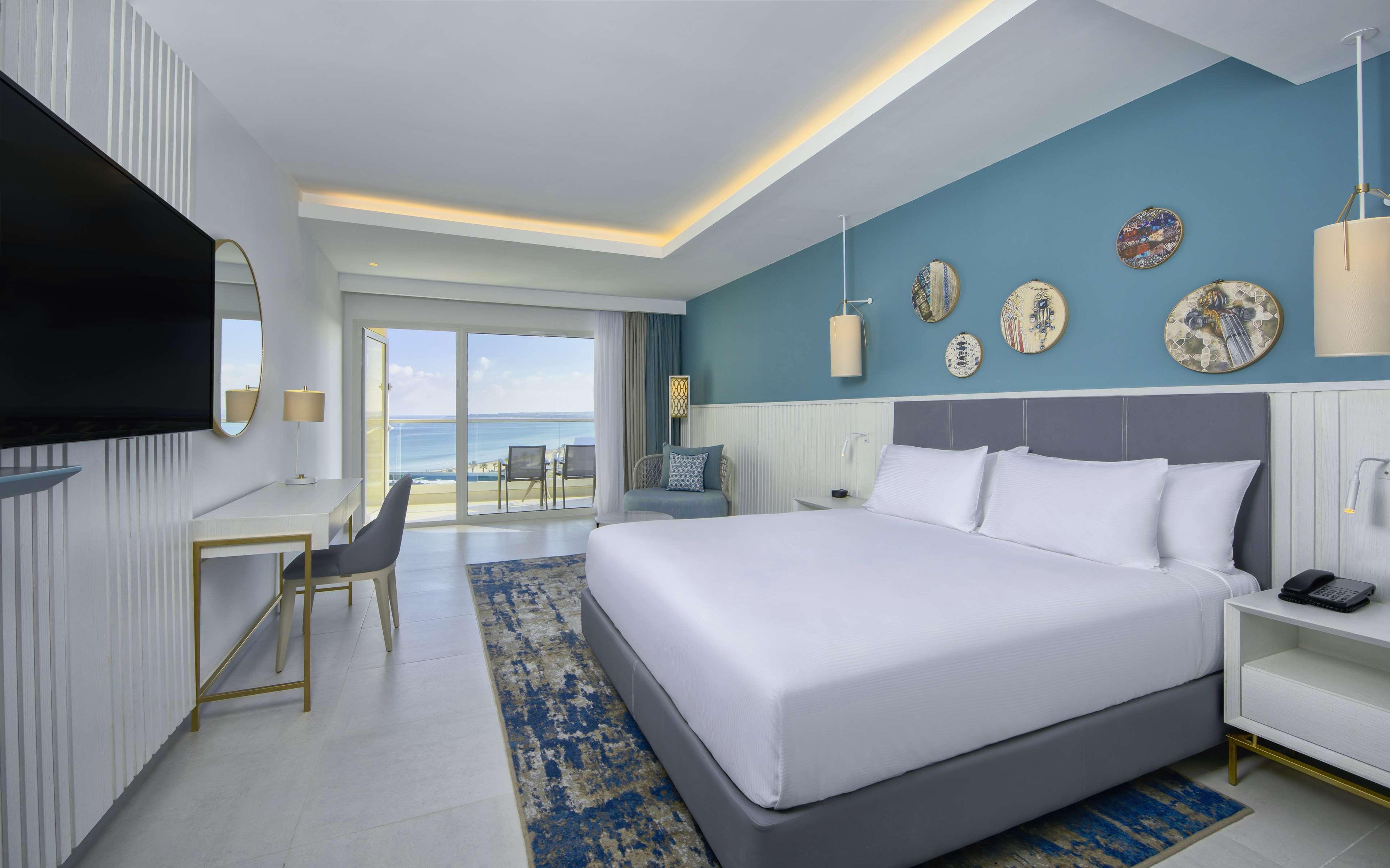 Double Partial Sea View