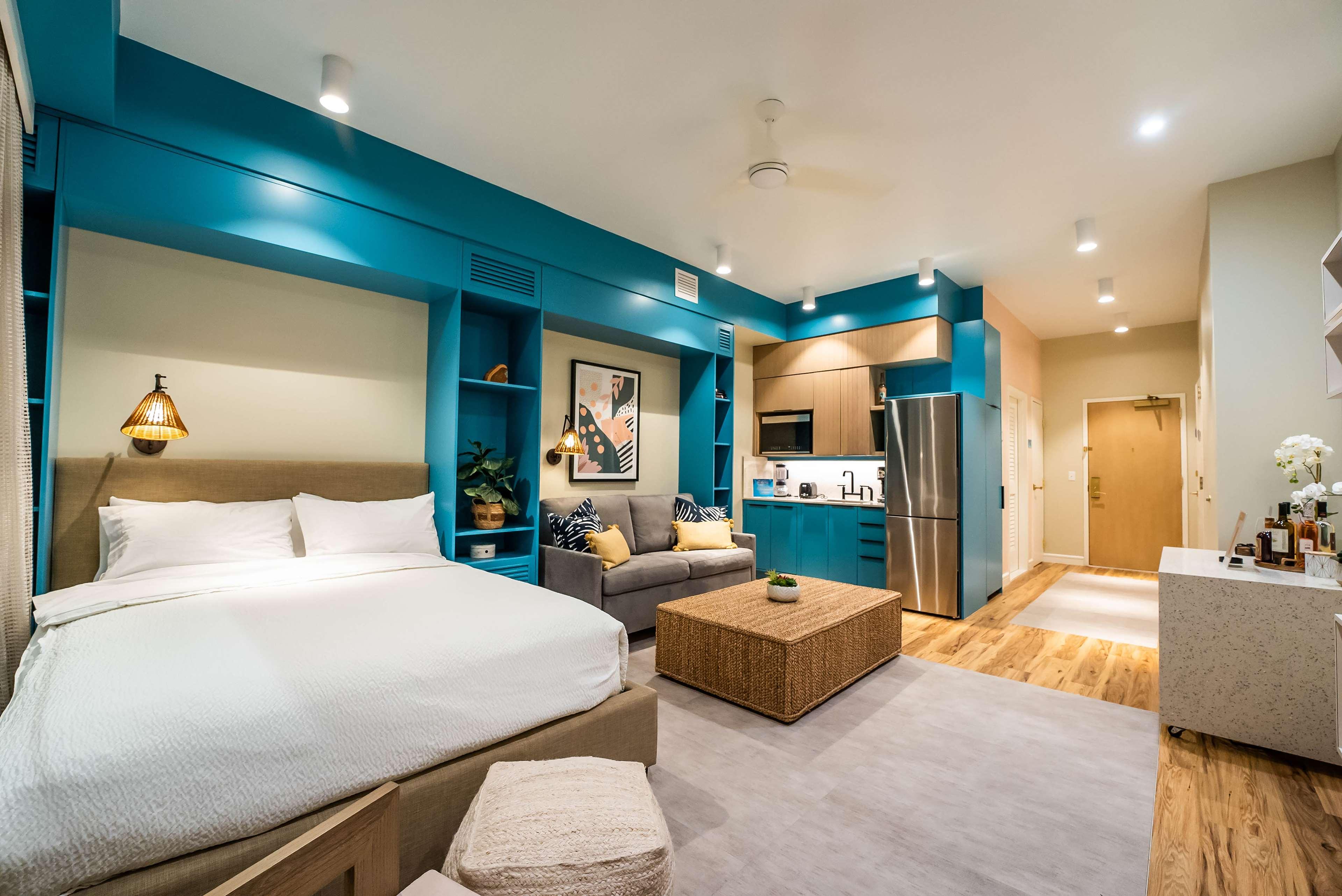 Studio Queen Size Bed