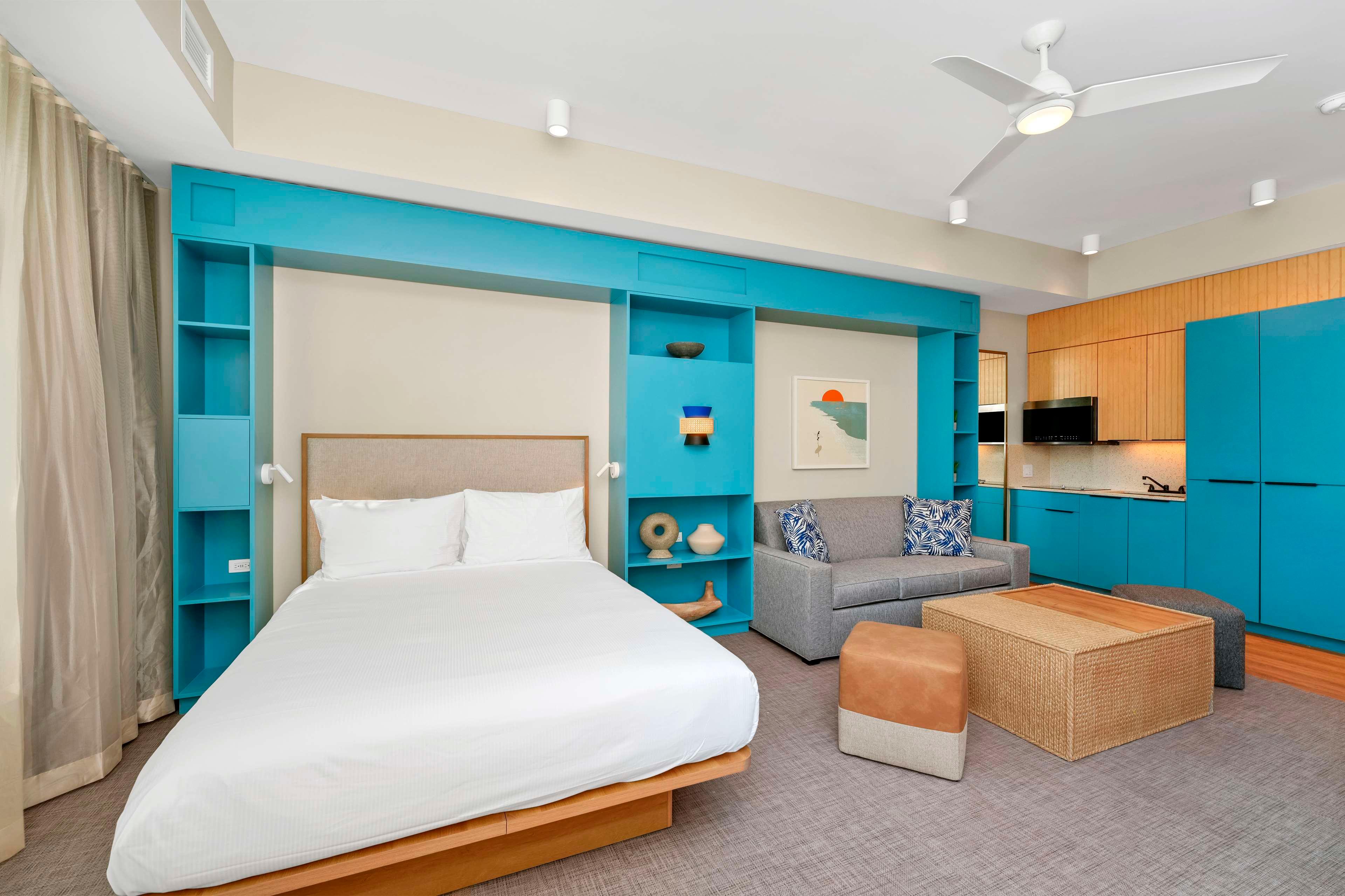 Studio Queen Size Bed