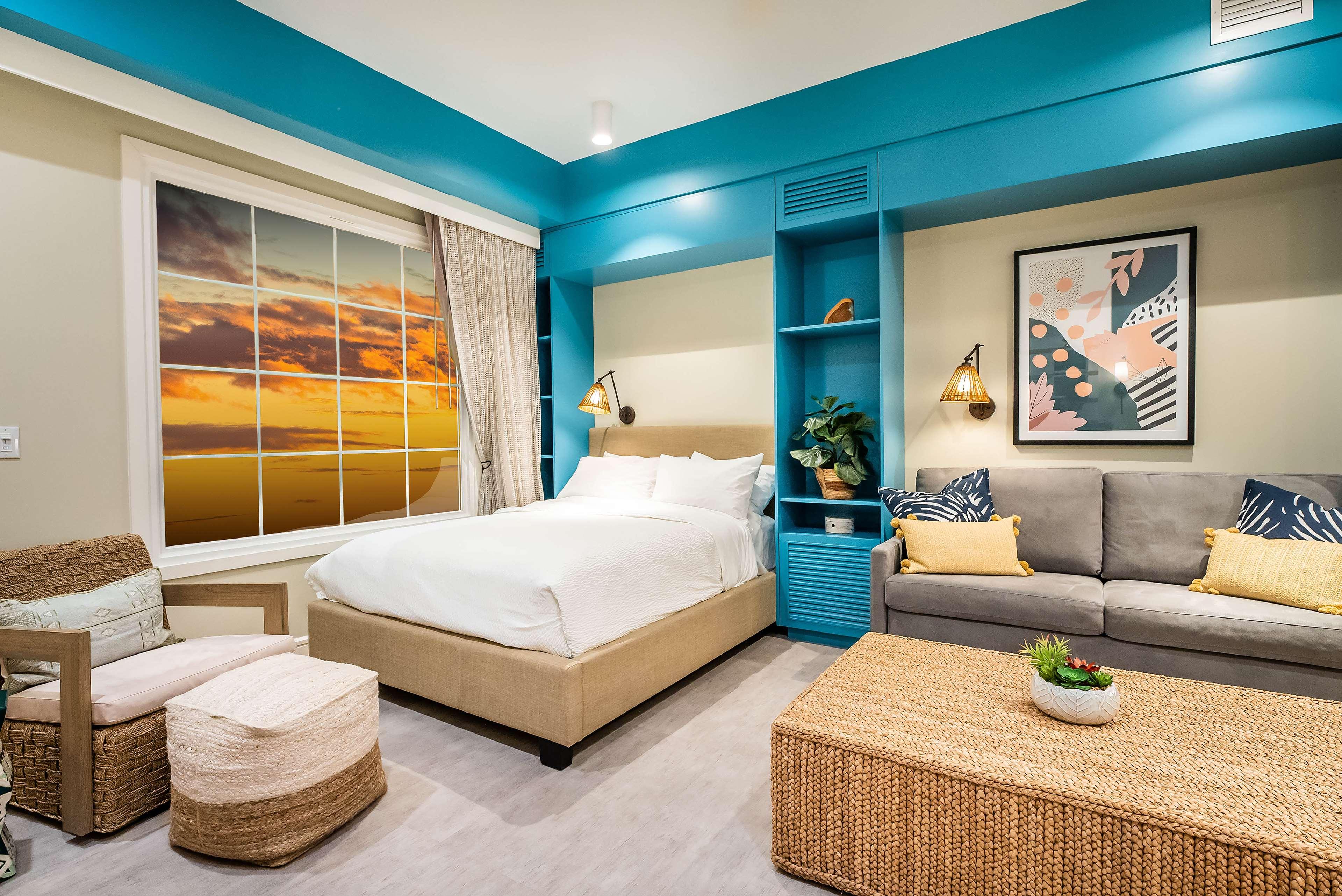 Studio Queen Size Bed