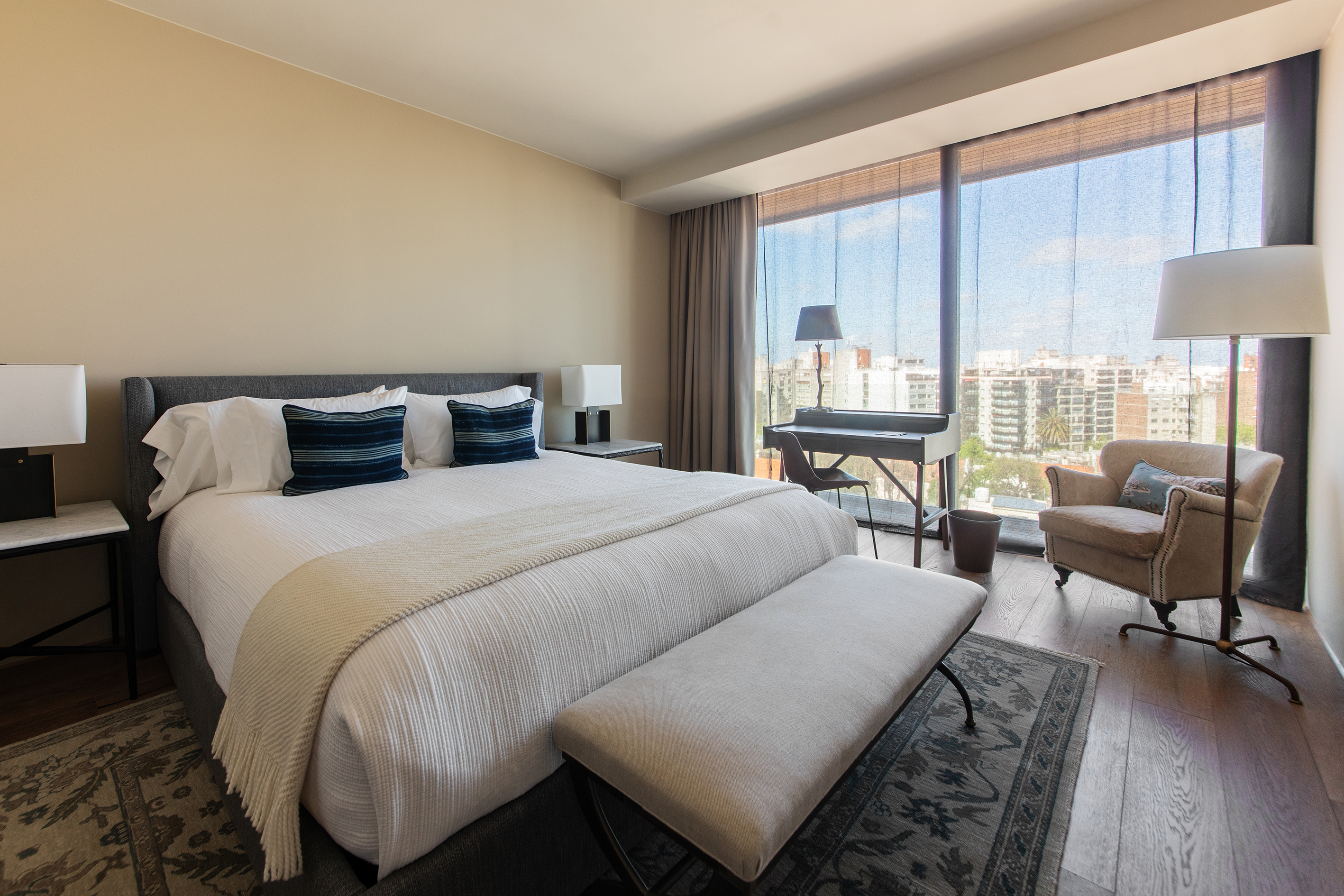 Single Superior King Bed