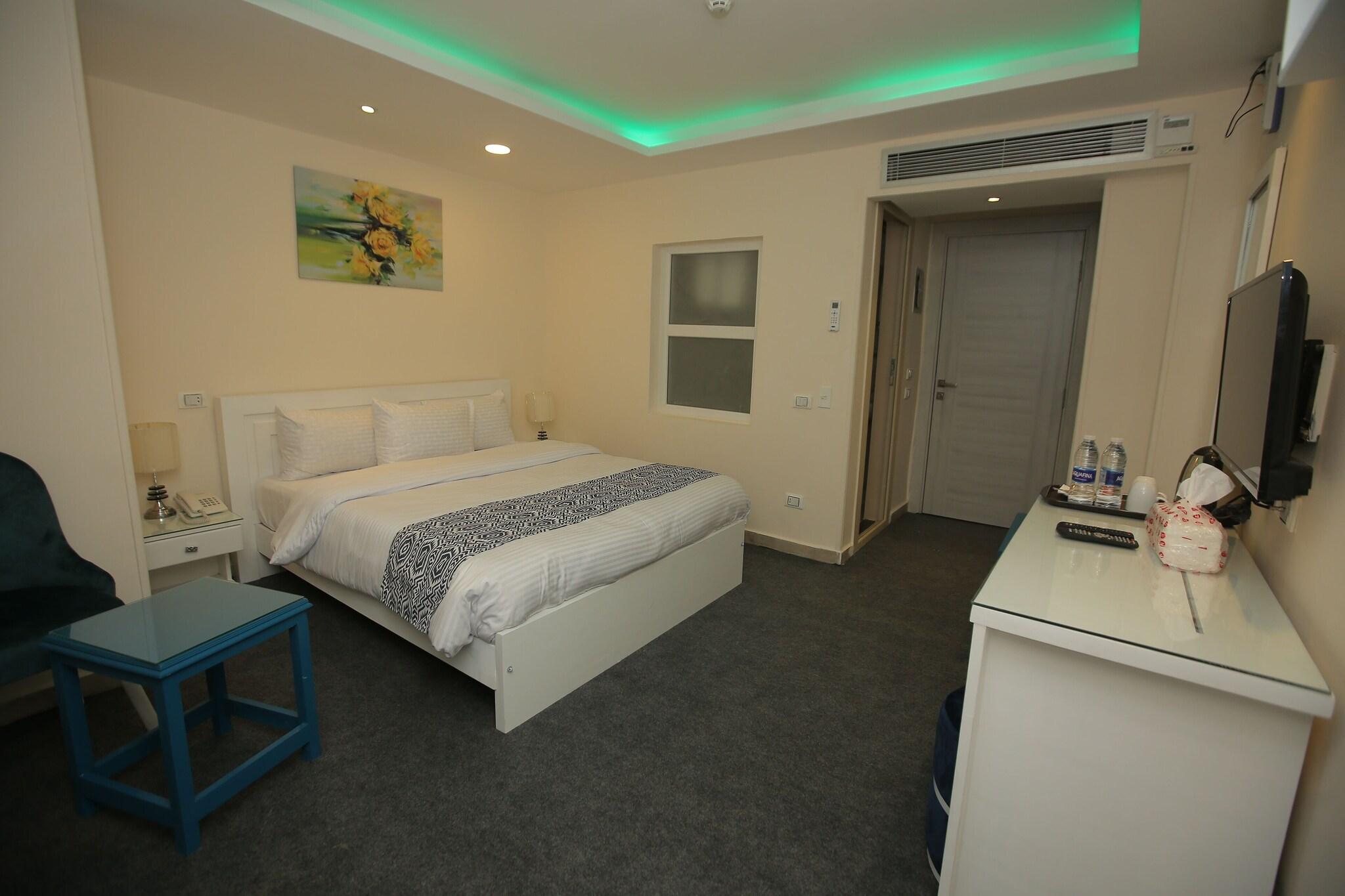 Double or Twin Two Beds