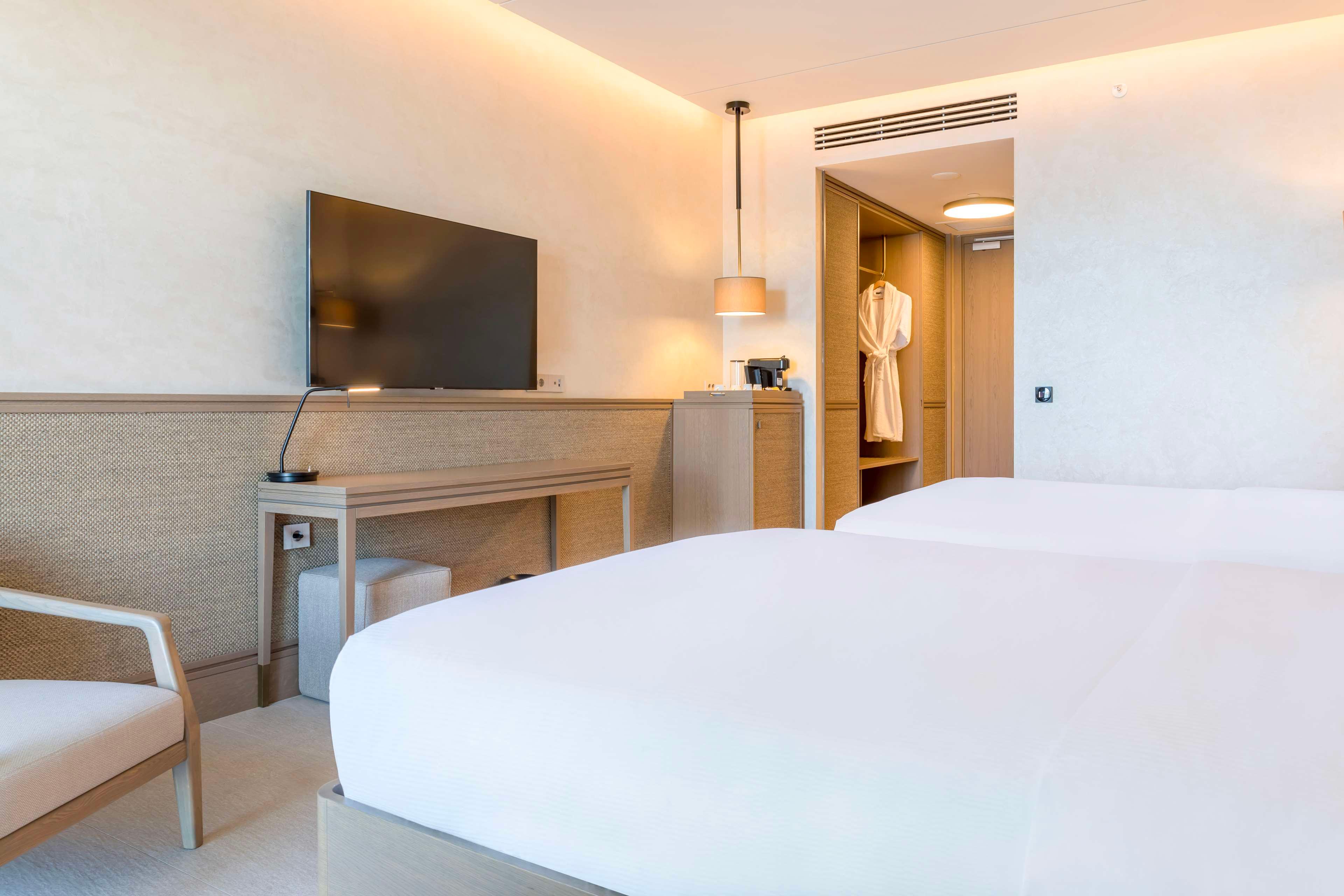 Double Superior Sea View