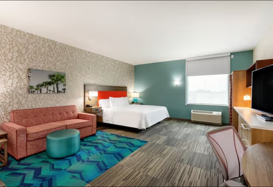 Studio King Size Bed