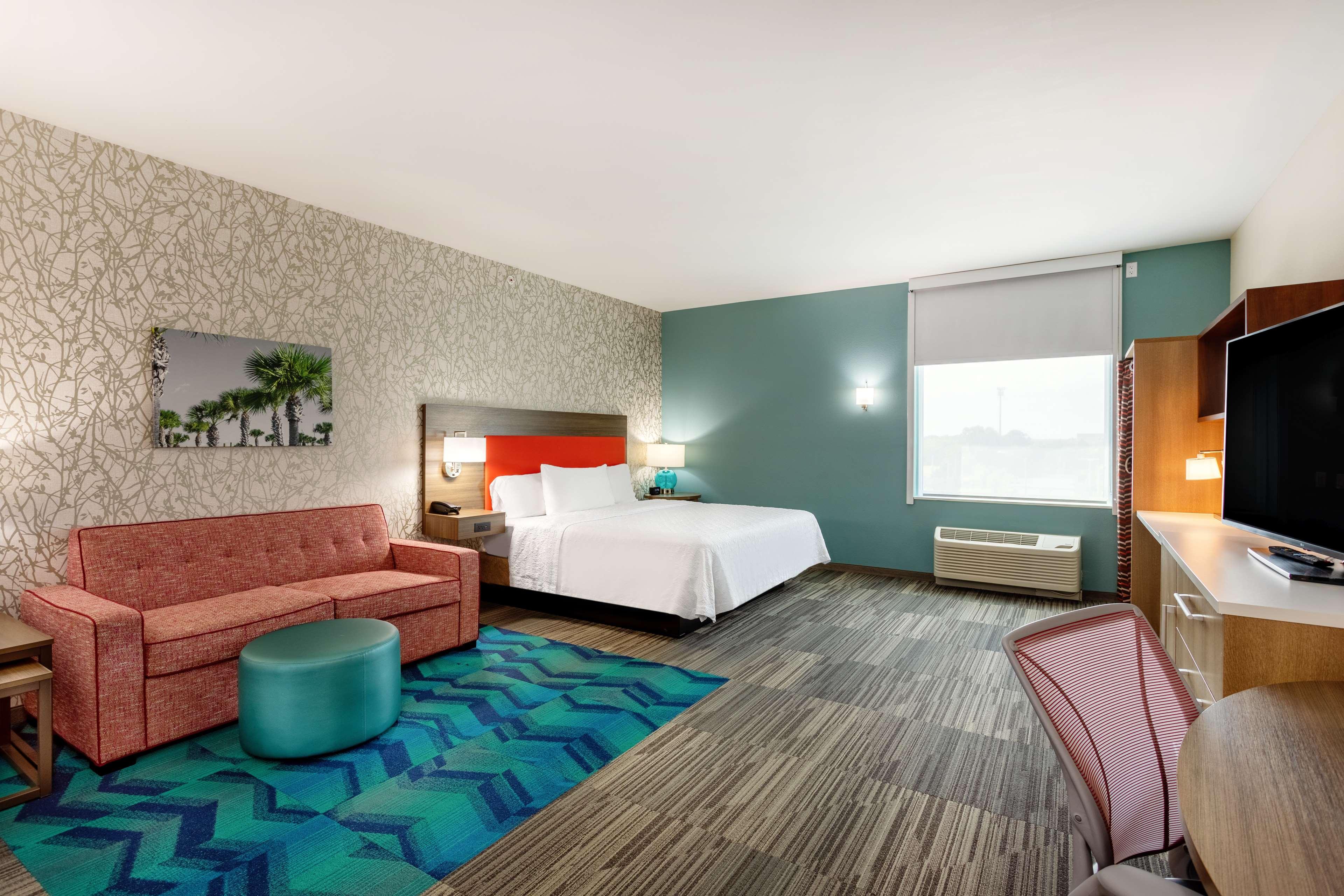 Studio King Size Bed