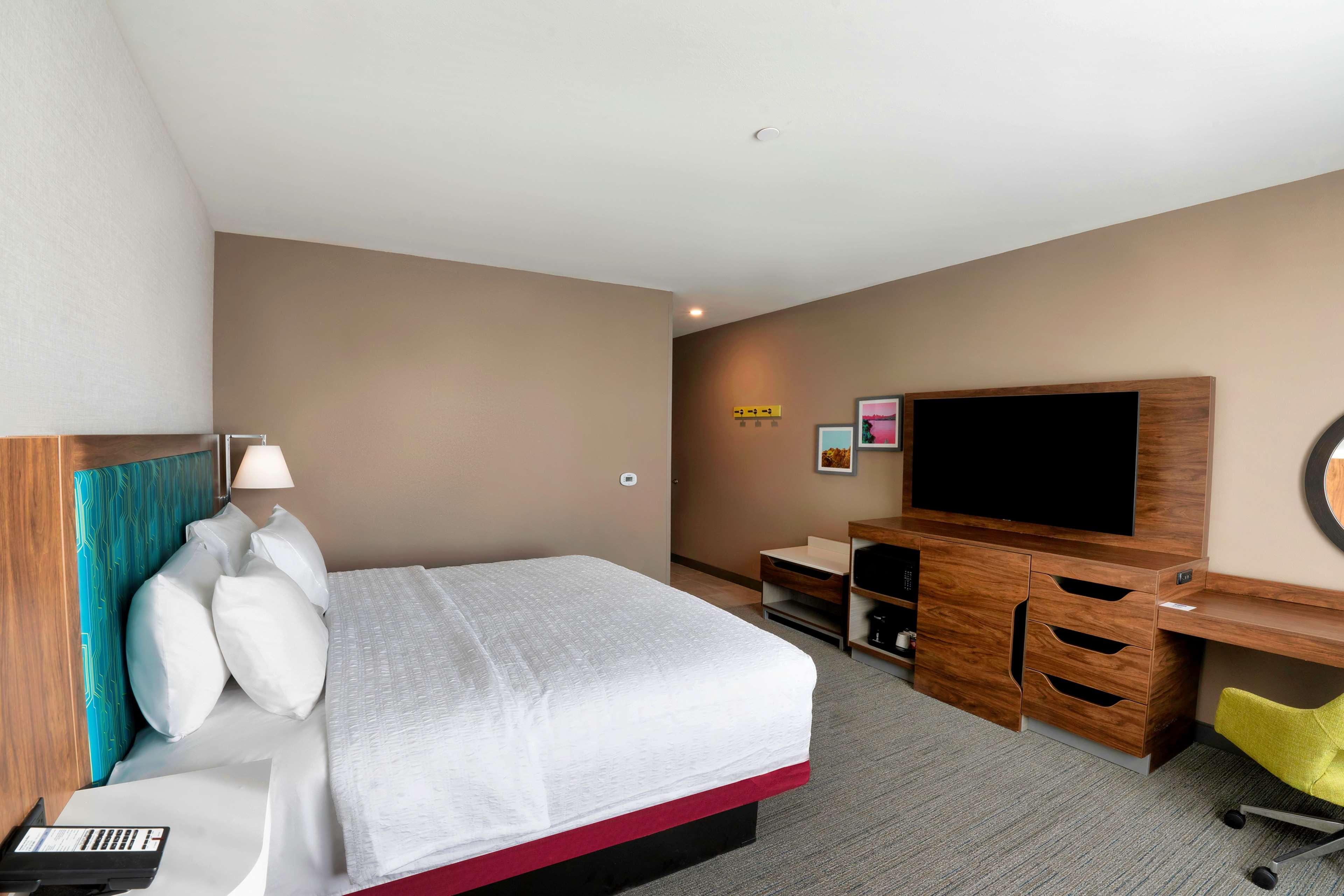 Double Accessible King Size Bed