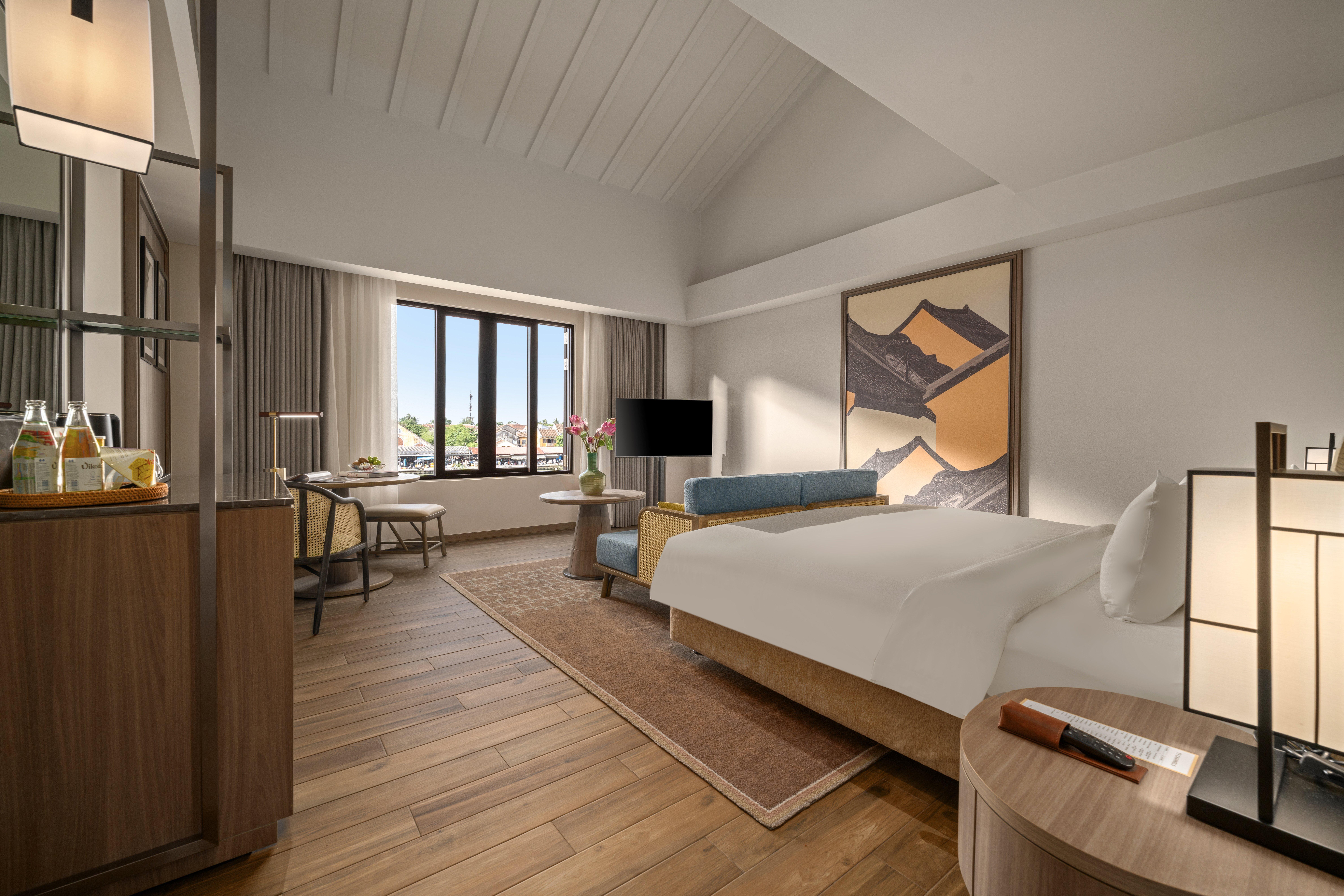 Double Premium with Views