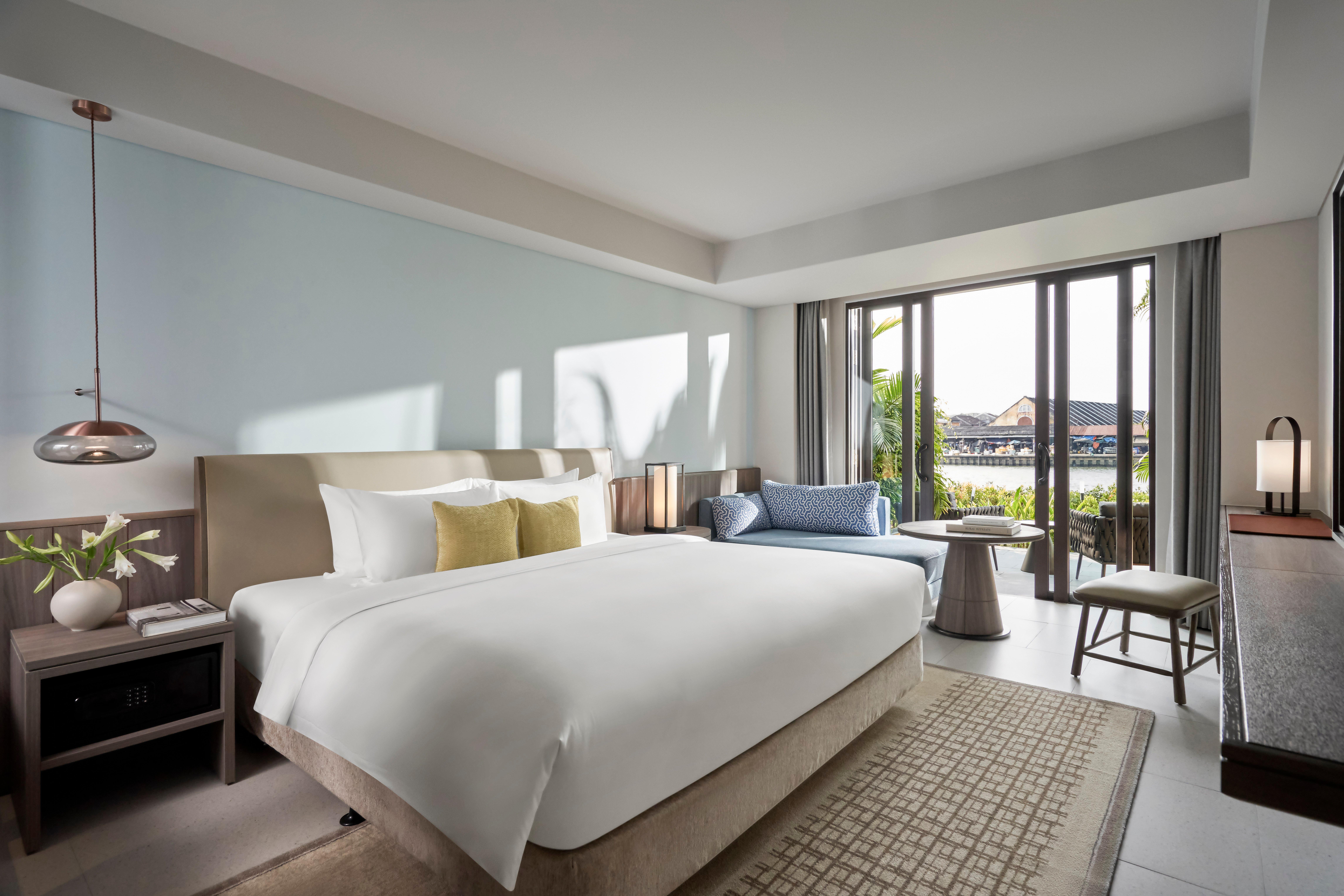 Double Deluxe with Views