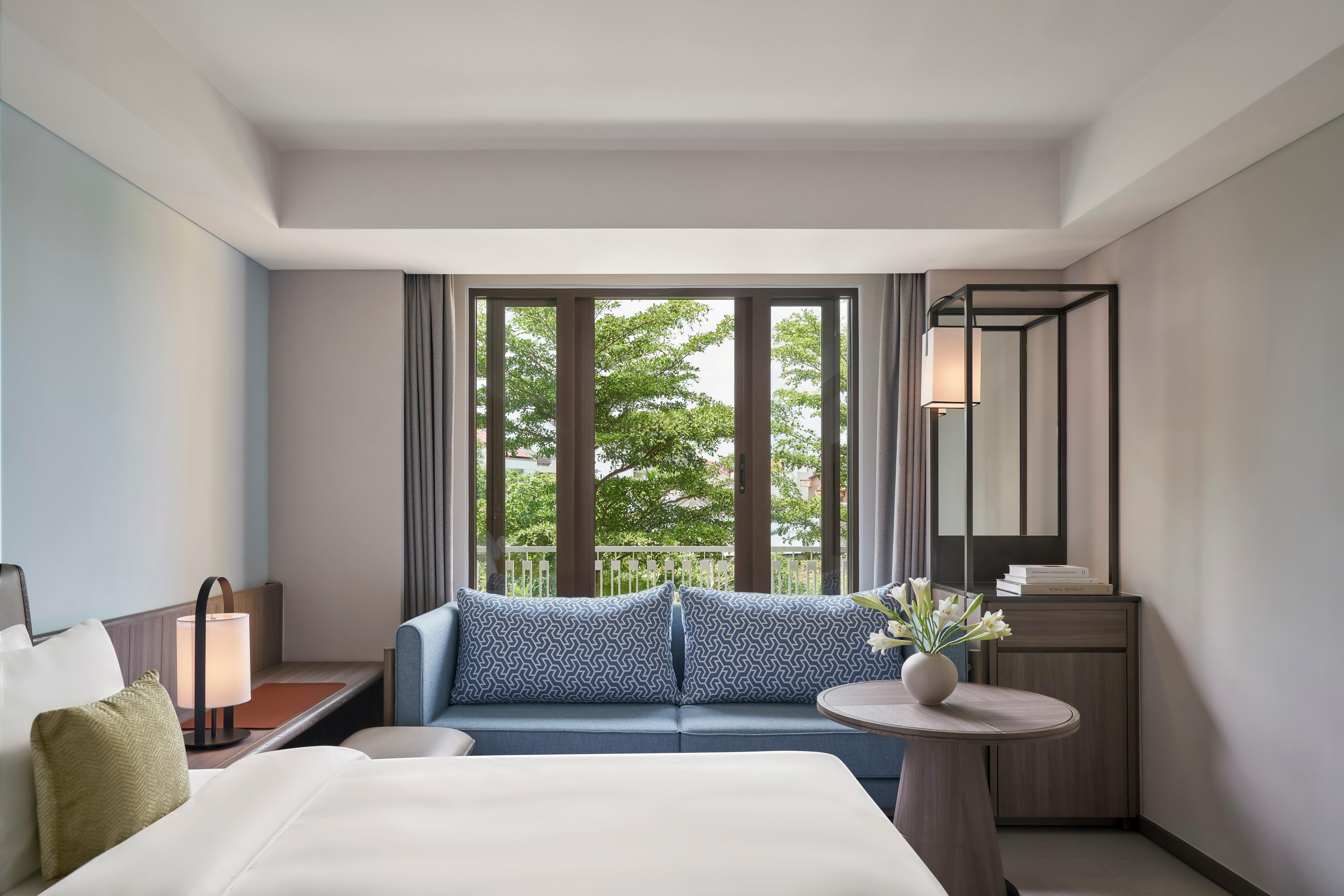 Double Deluxe King Bed