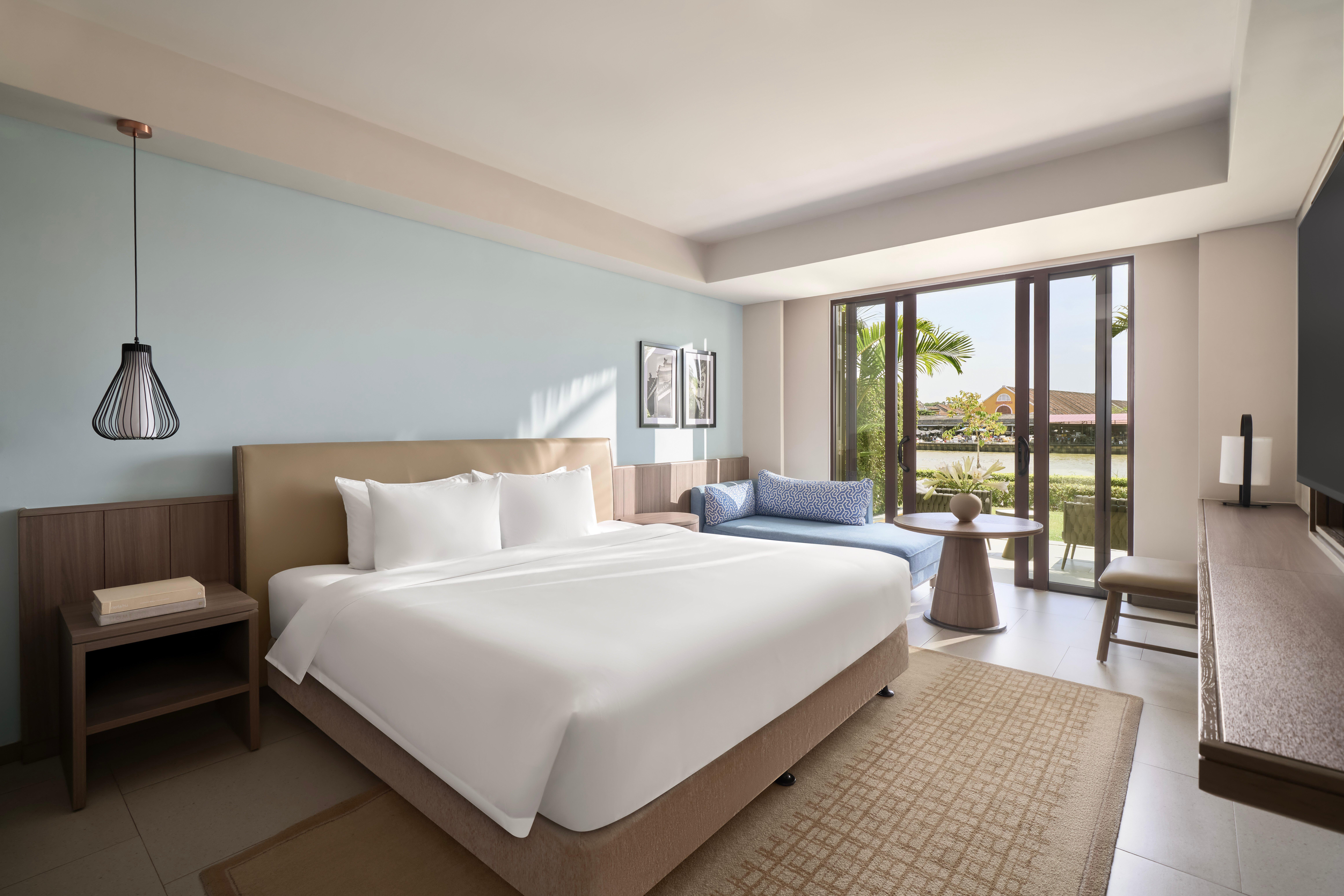 Double Deluxe with Views