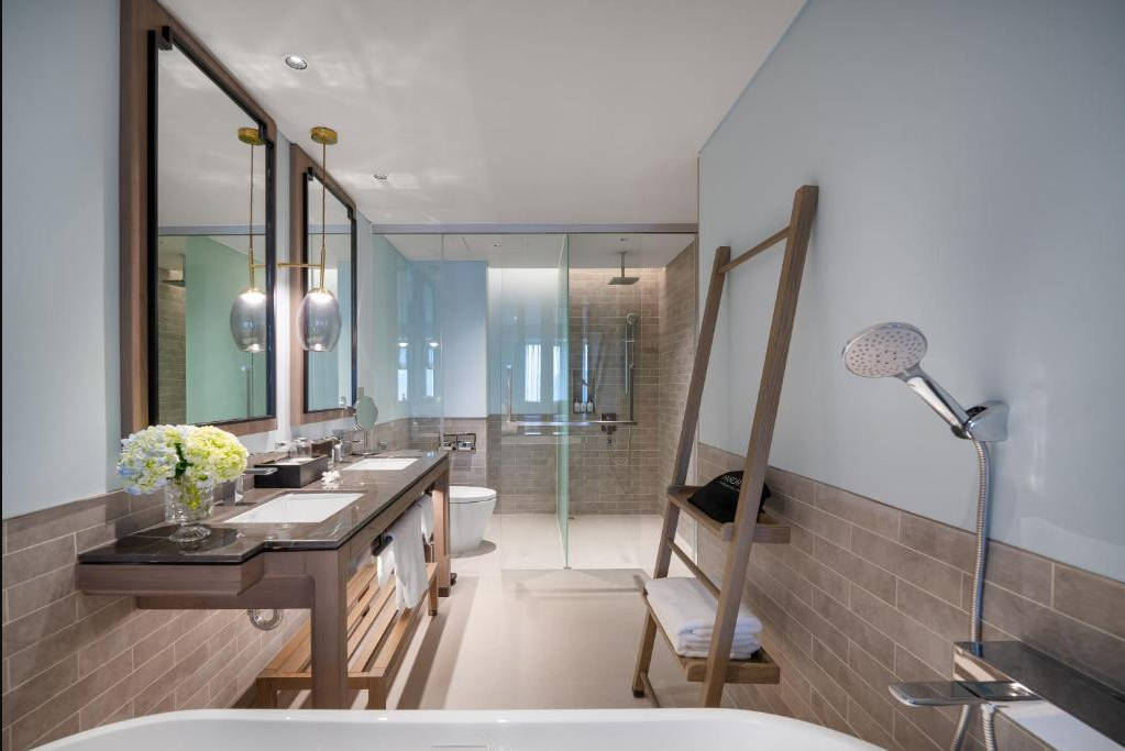 Twin Deluxe River View