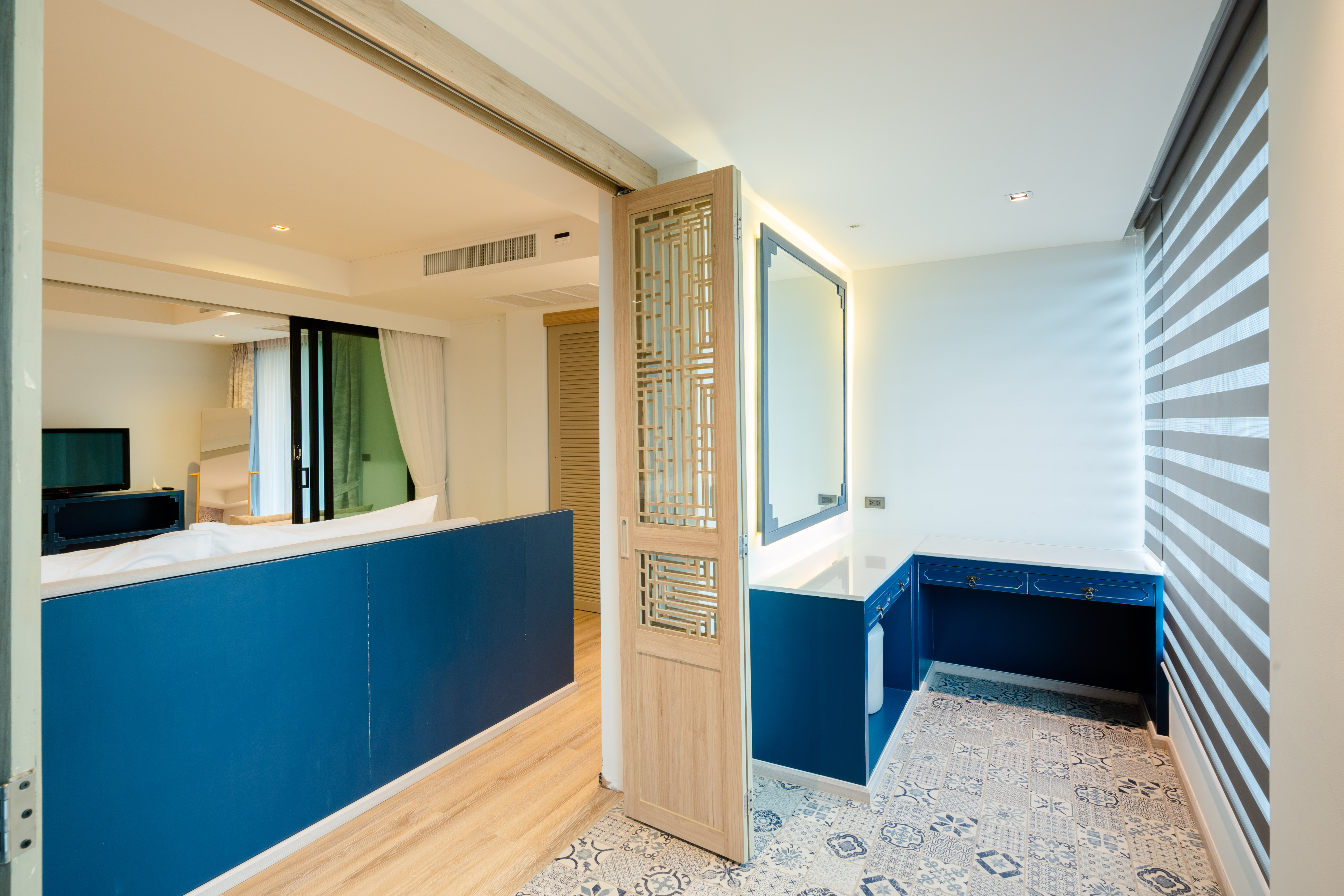 Double One Bedroom One Bathroom