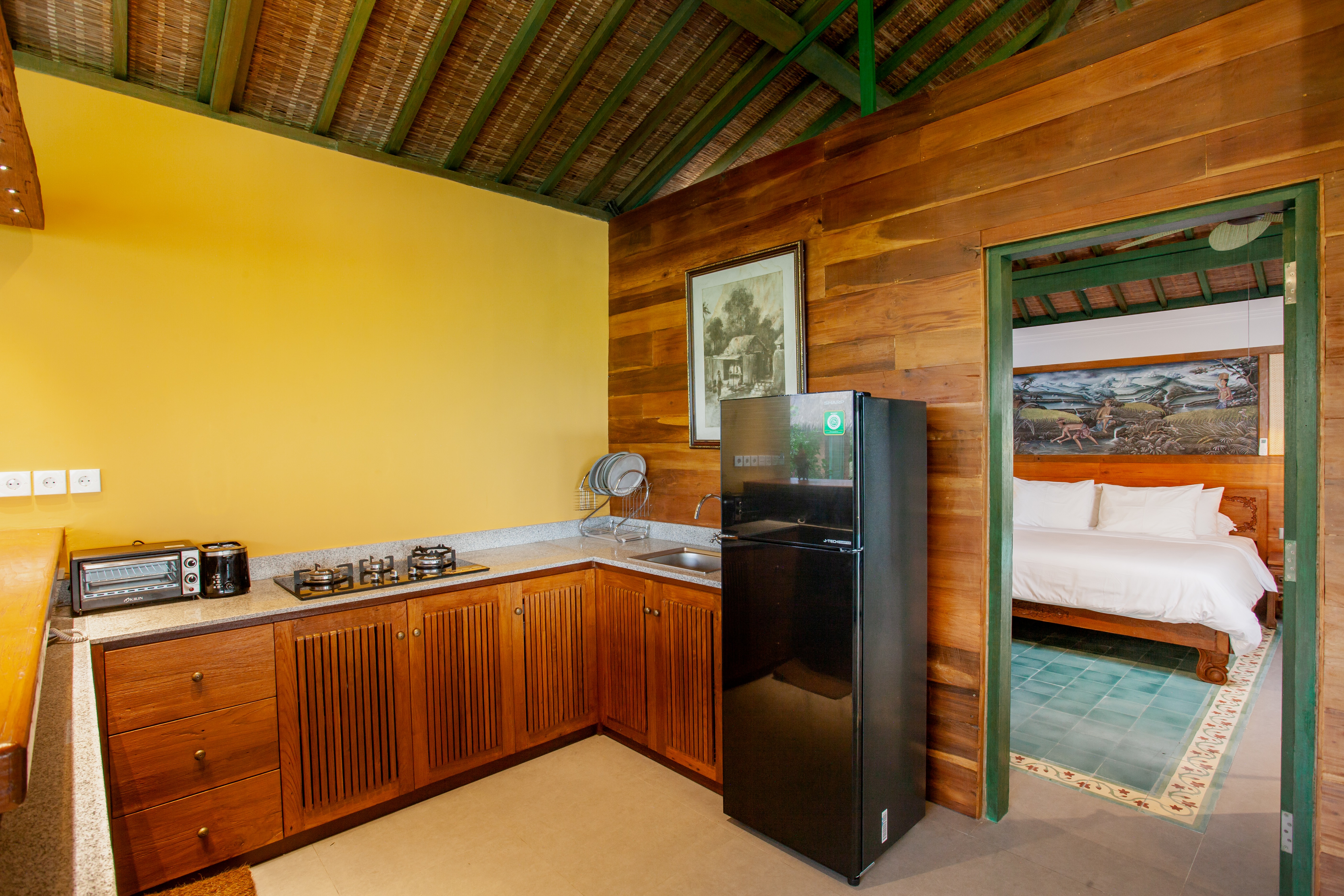 Family Room Capacity 6