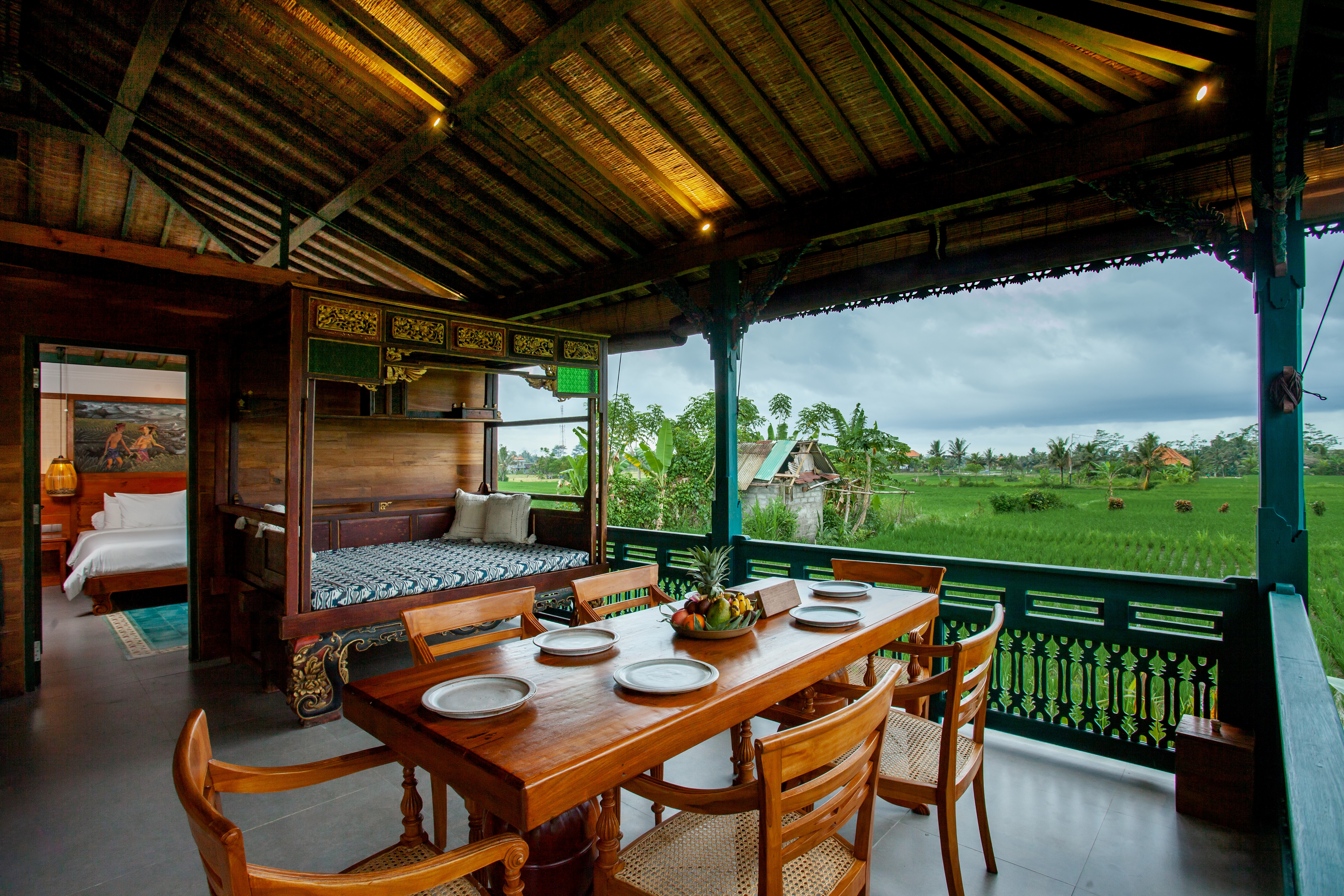 Family Room Capacity 6