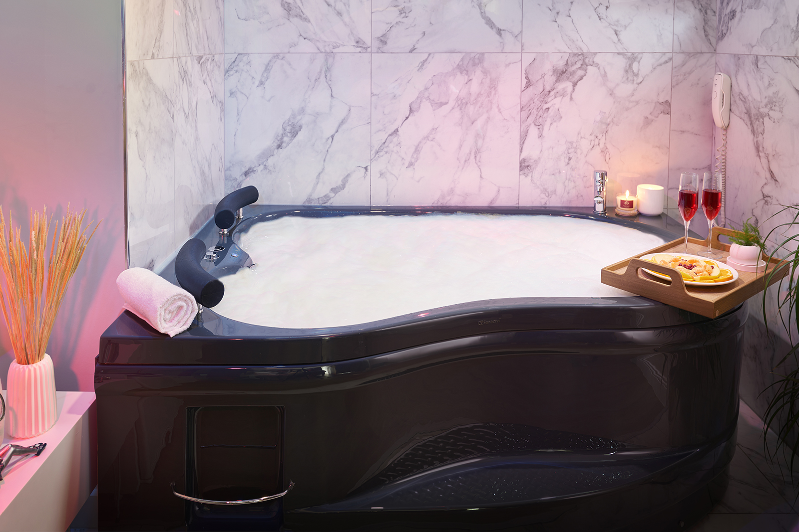 Room Deluxe with Jacuzzi