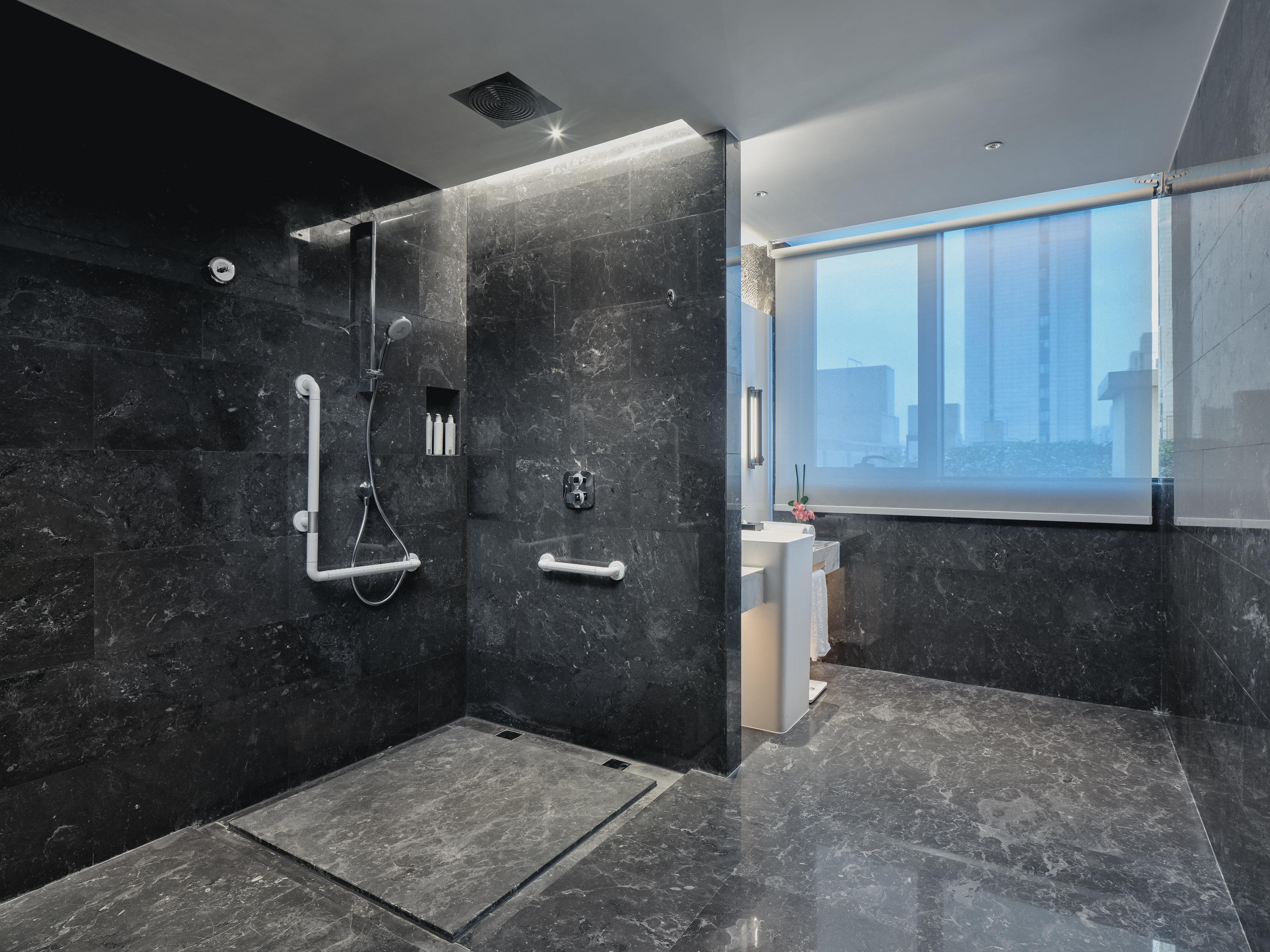 Double Accessible King Size Bed