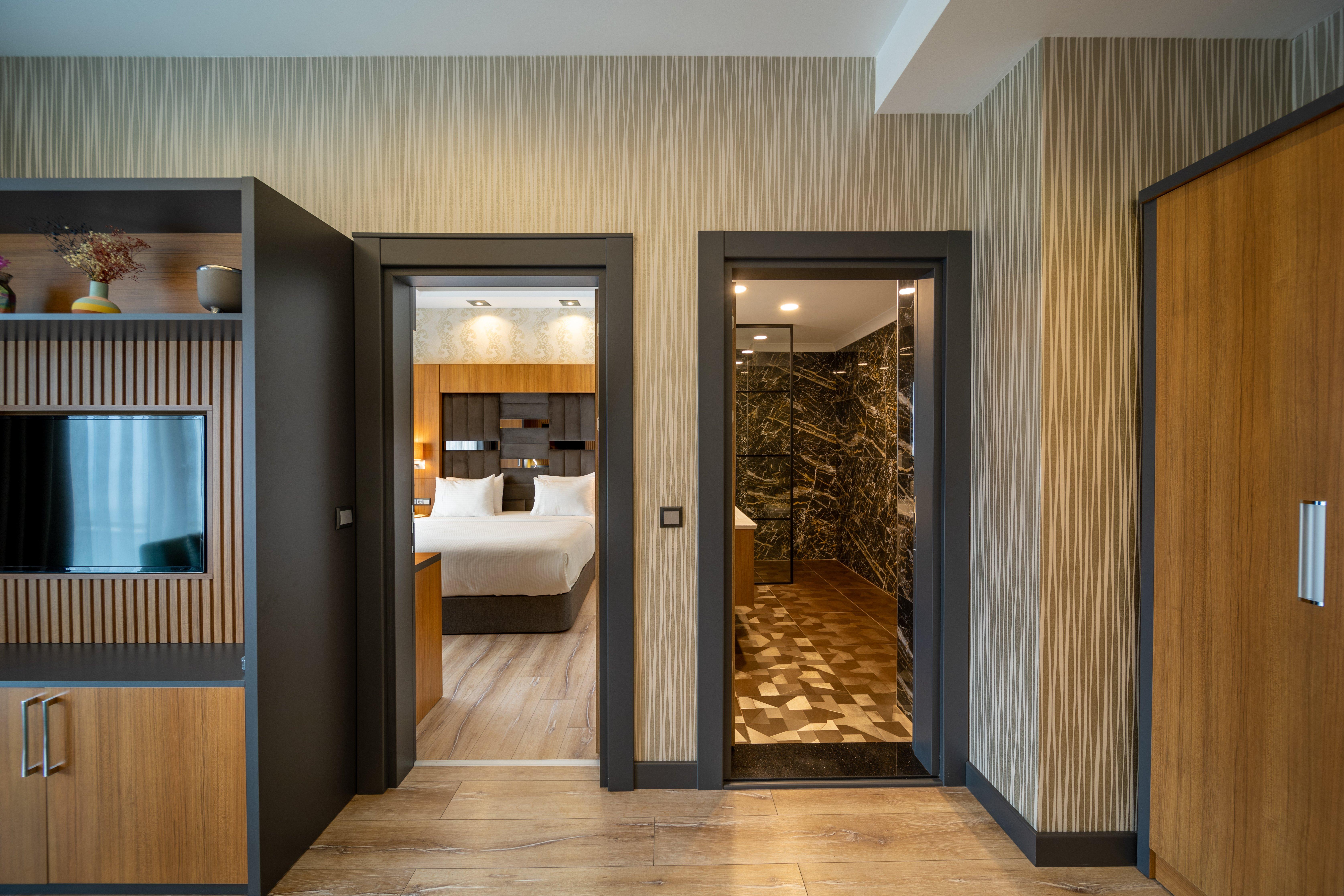 Suite King Bed Non Smoking