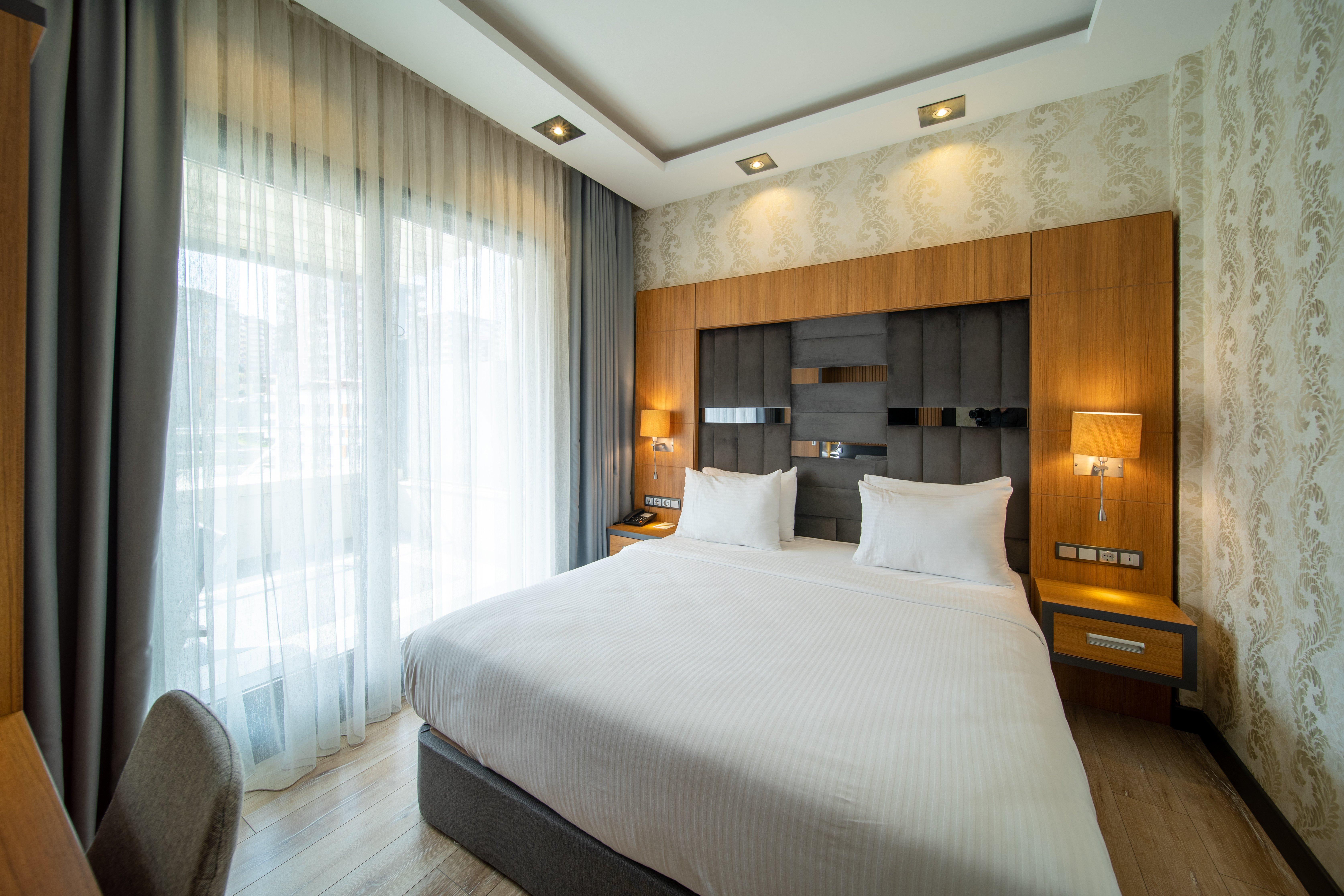 Suite King Bed One Bedroom 