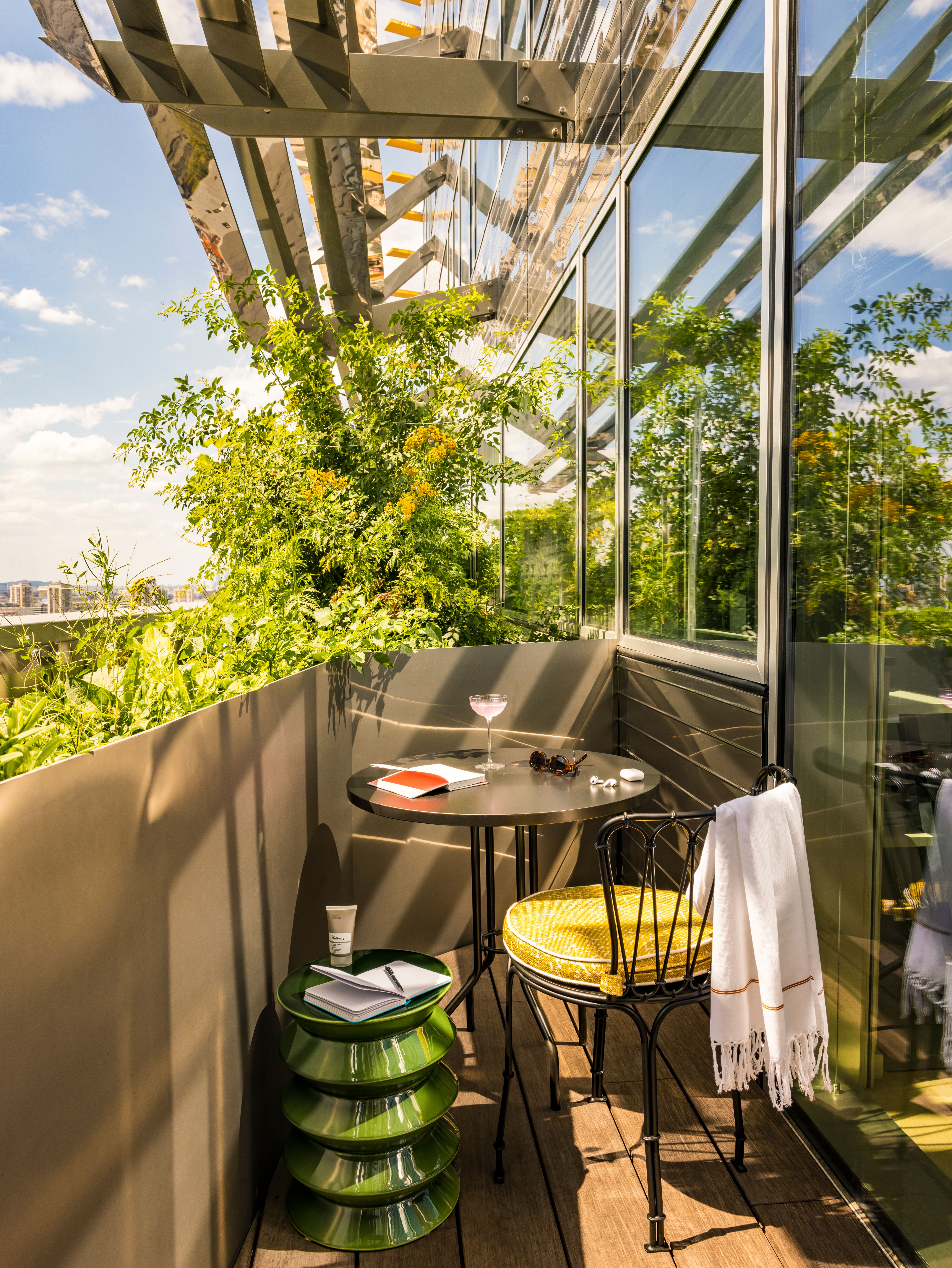 Double Deluxe King Bed