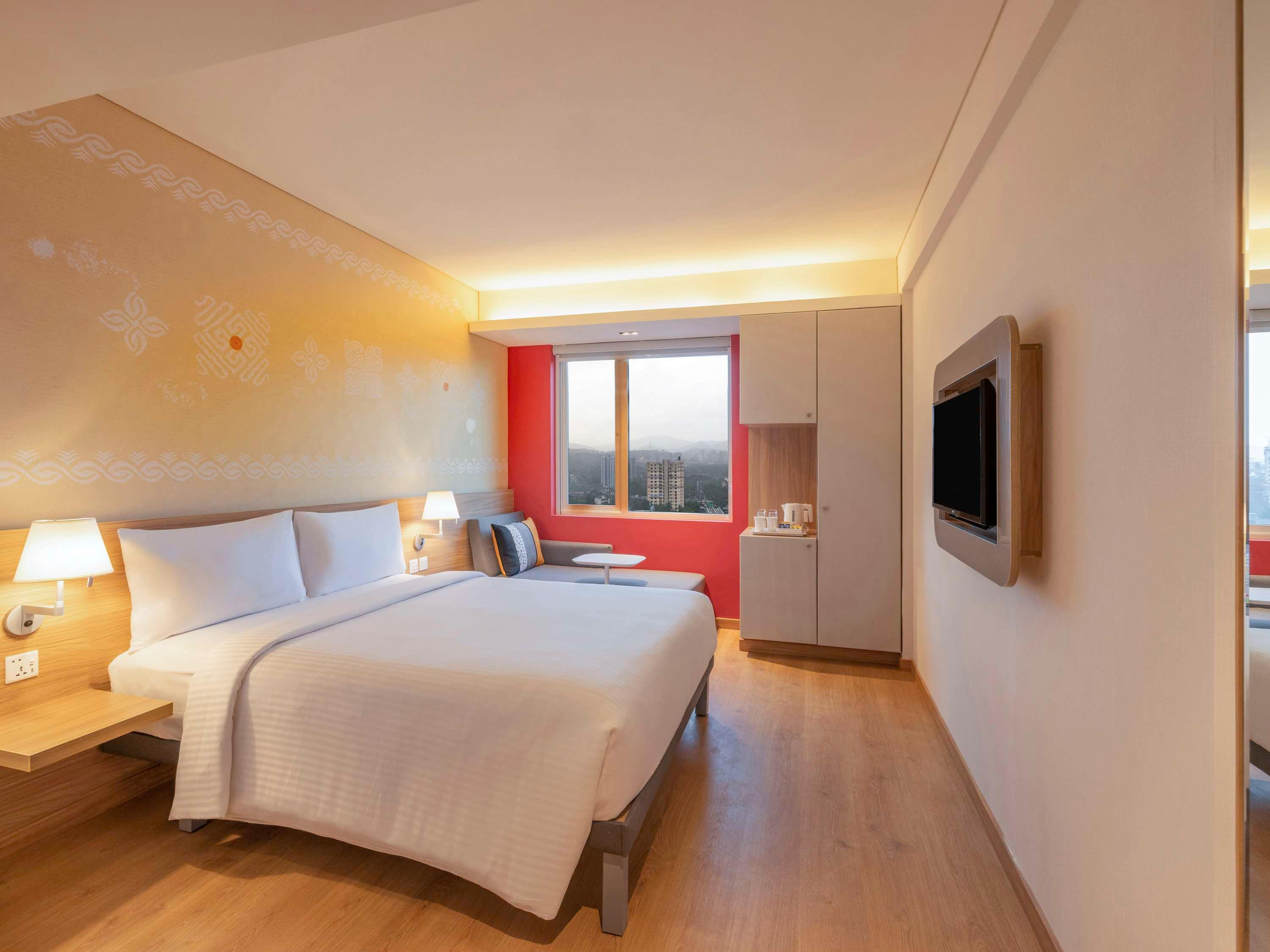 Double Queen Size Bed