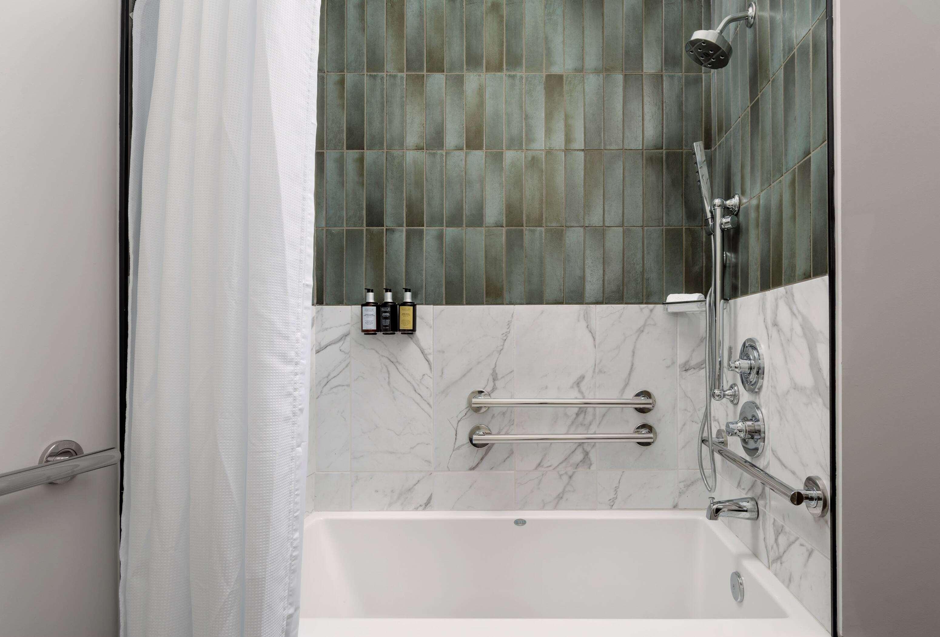 Room Accessible King Size Bed