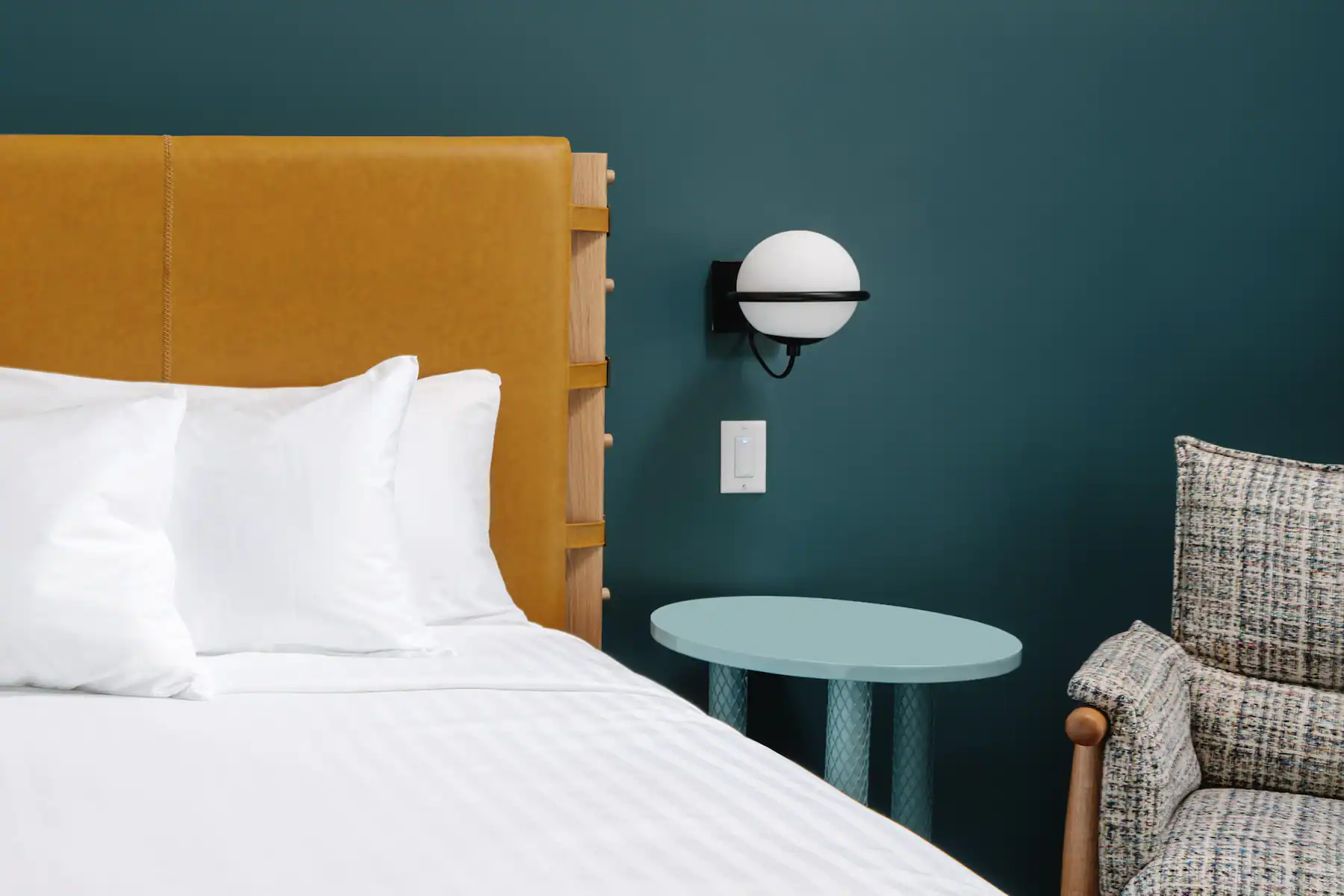 Double Deluxe Queen Bed