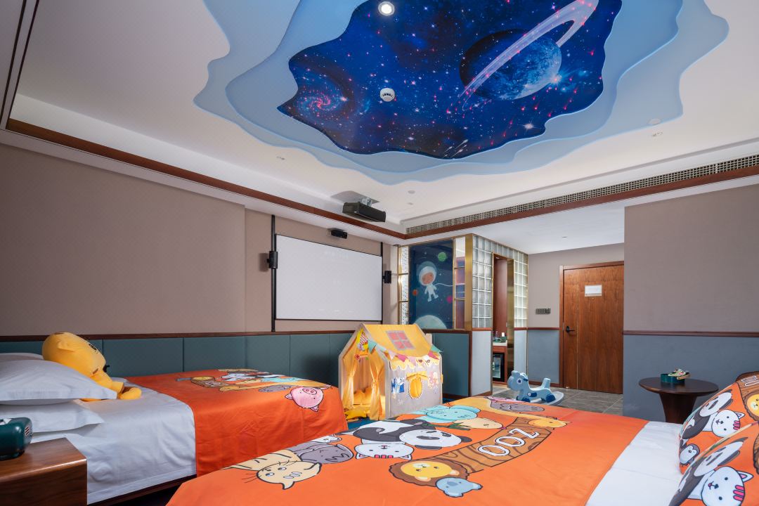 Family Room Standard