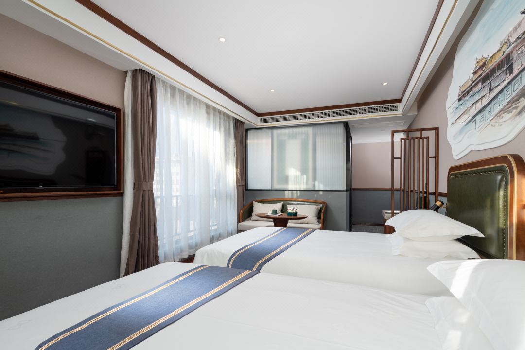 Twin Business Superior