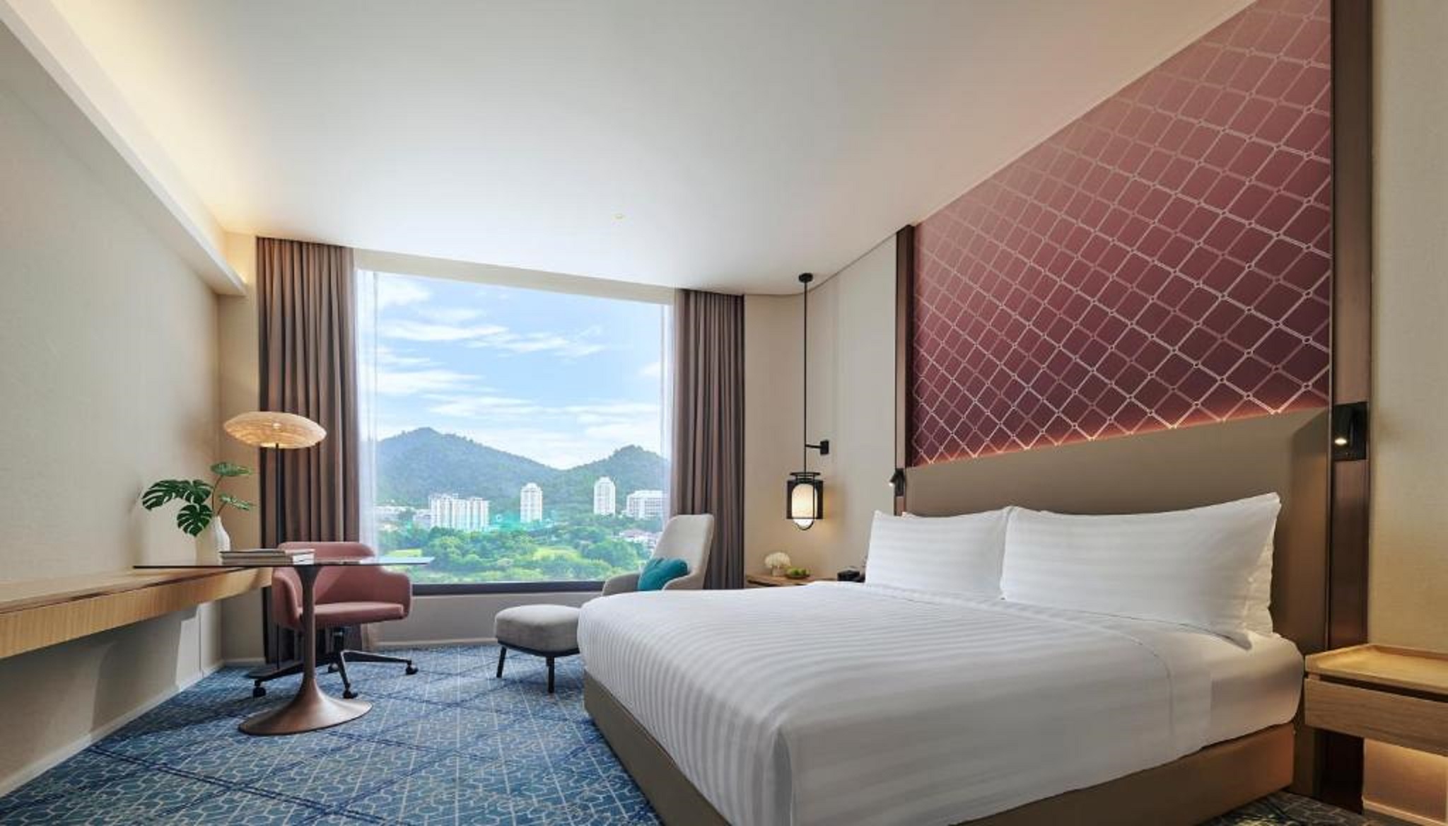 Double Executive King Bed