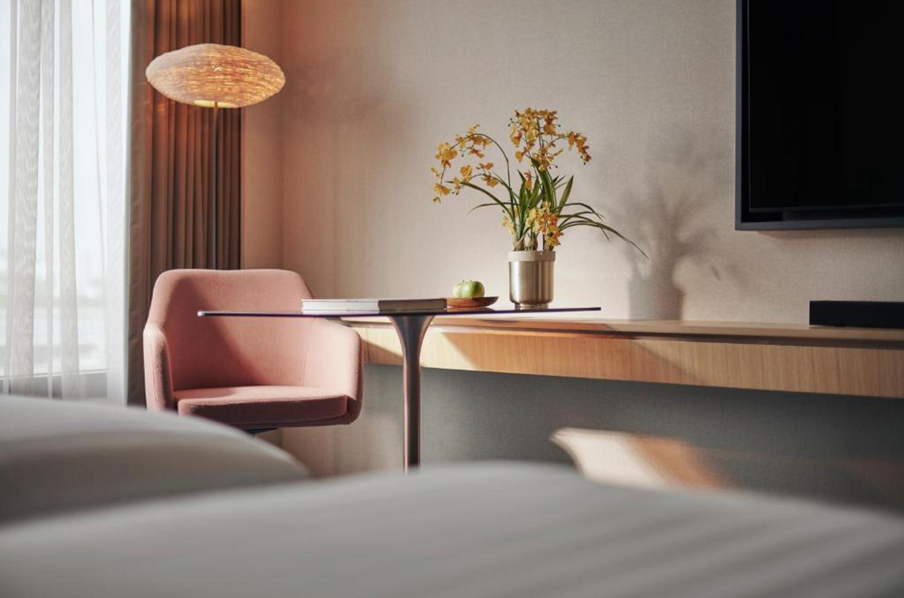 Double Deluxe King Bed