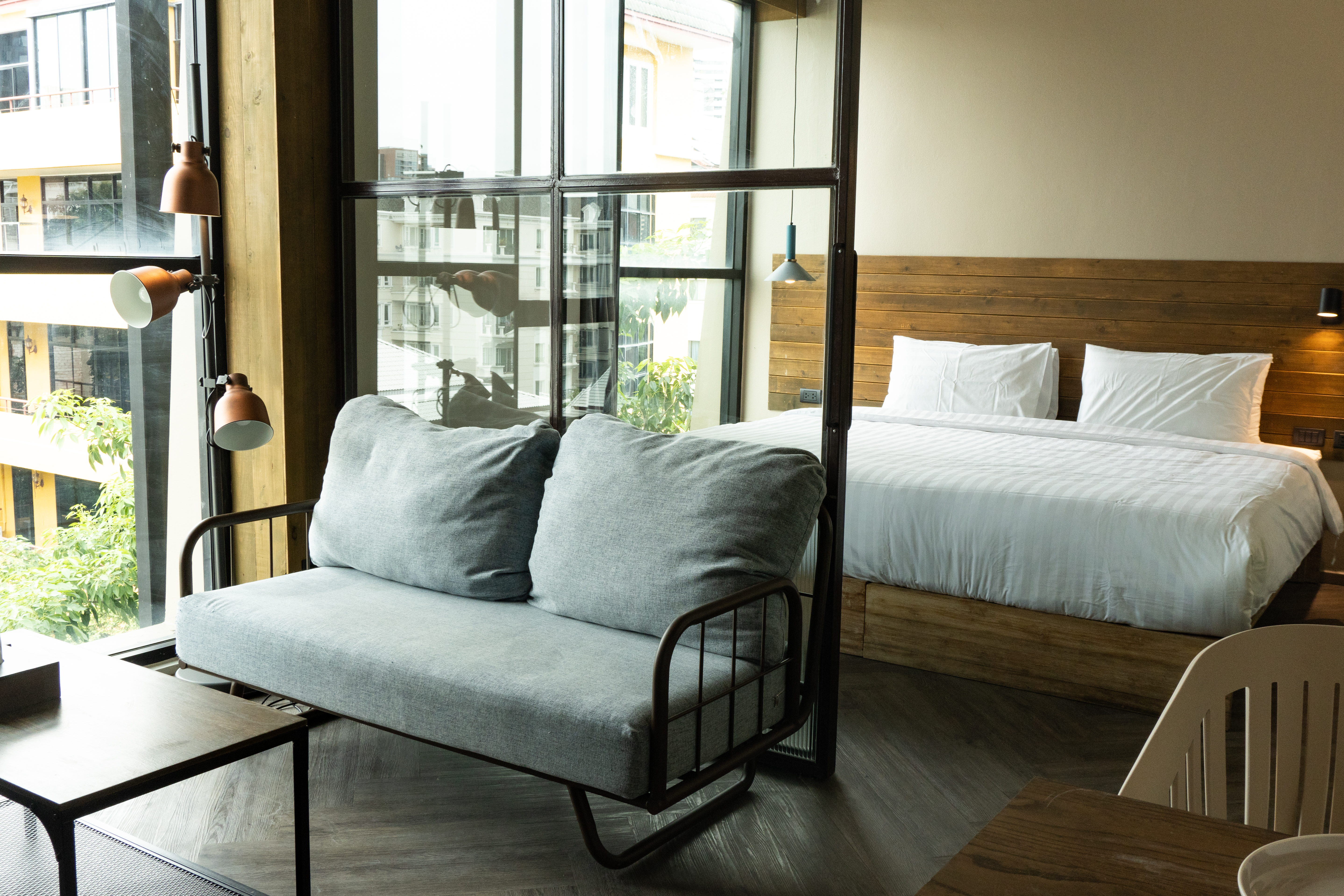 Double or Twin Deluxe One Bedroom