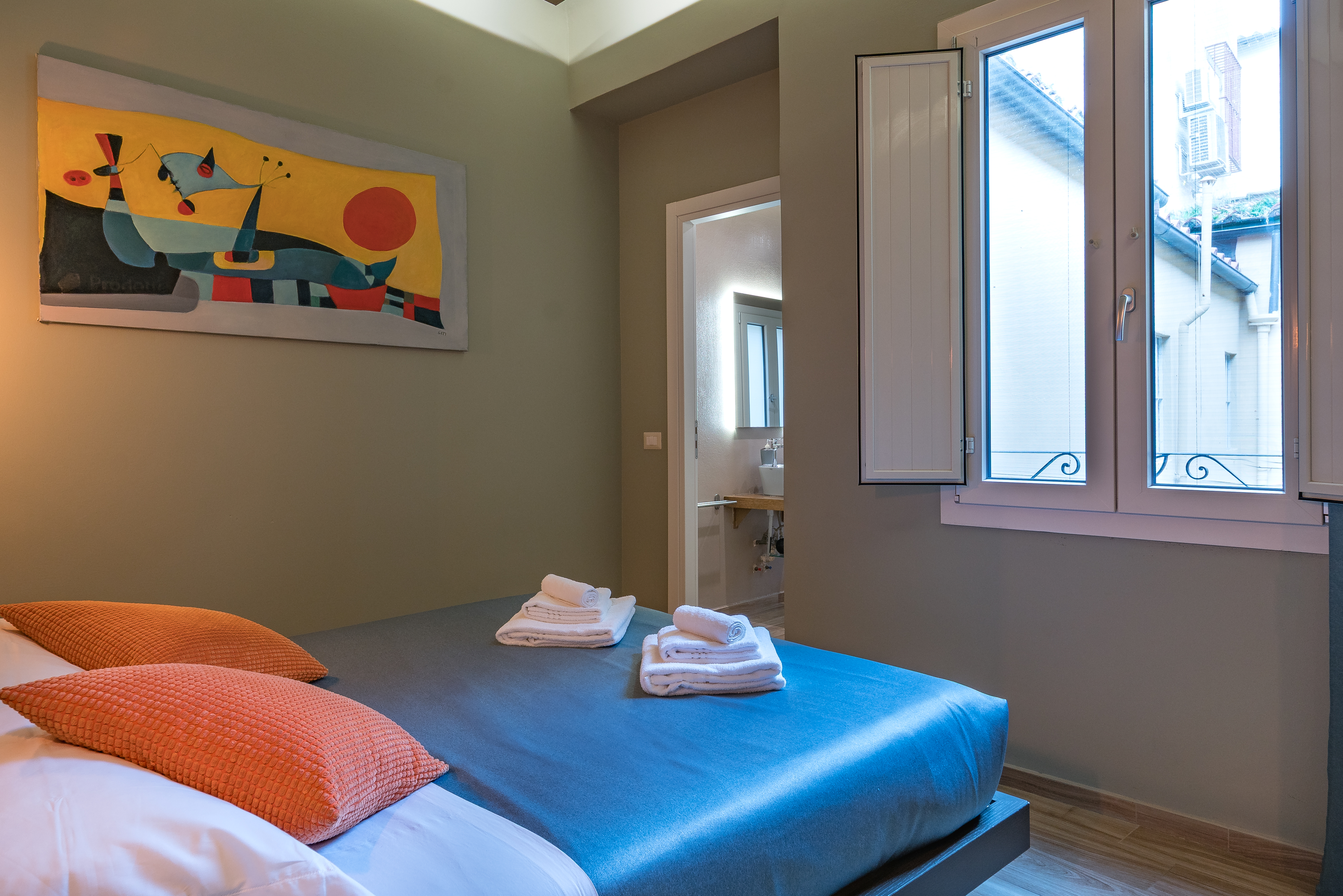 Double Single Economy