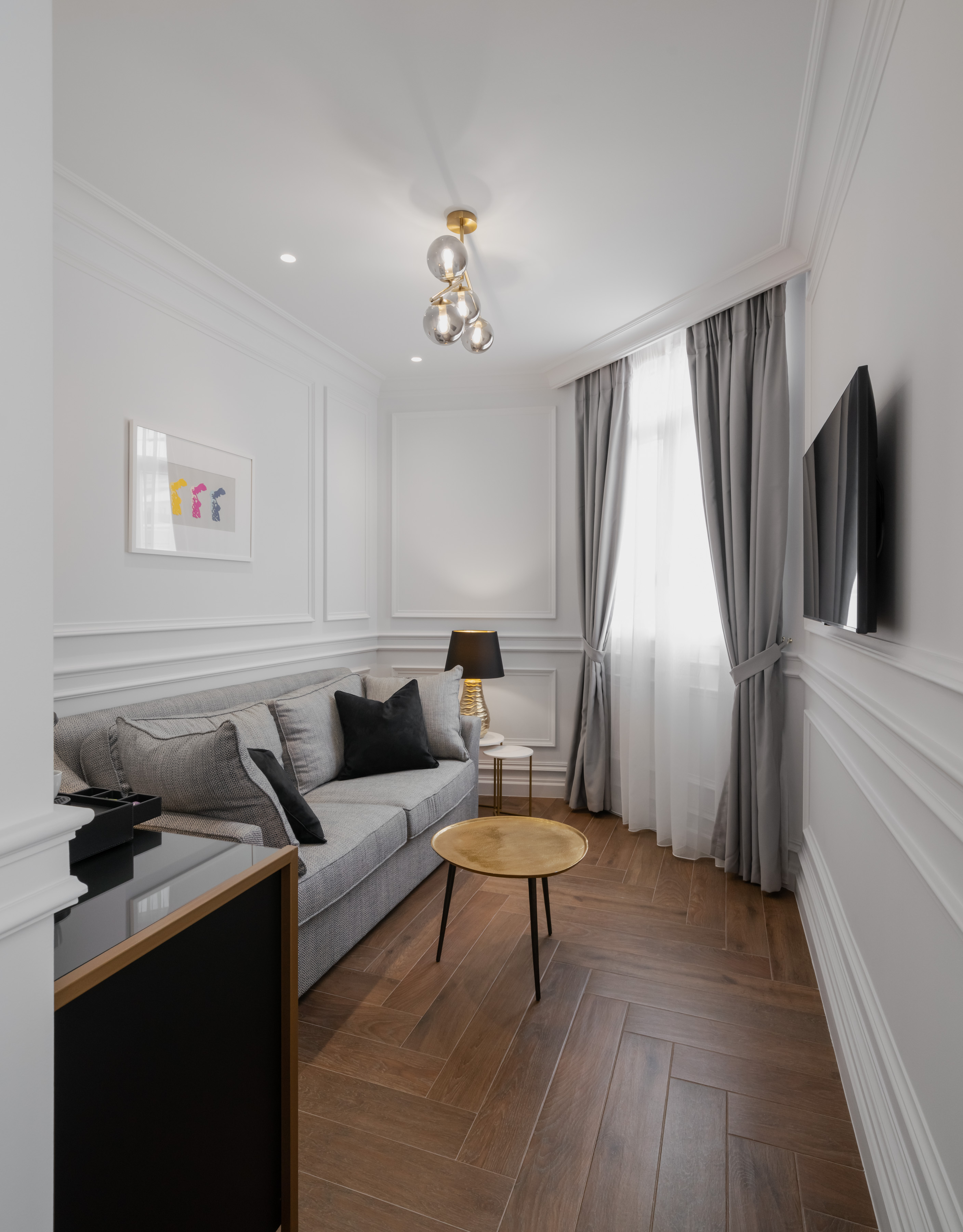 Suite King Bed with Jacuzzi