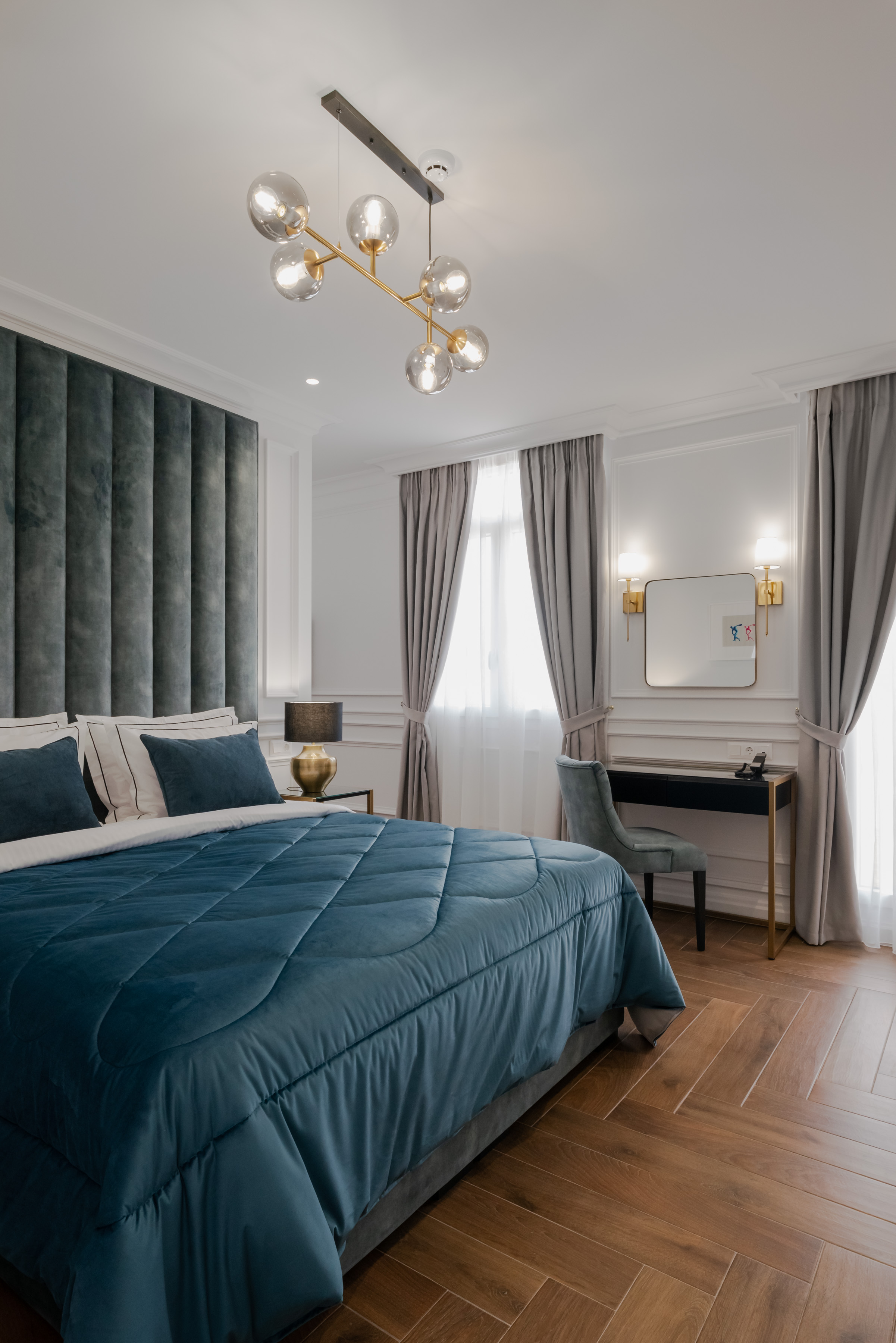 Suite King Bed with Jacuzzi