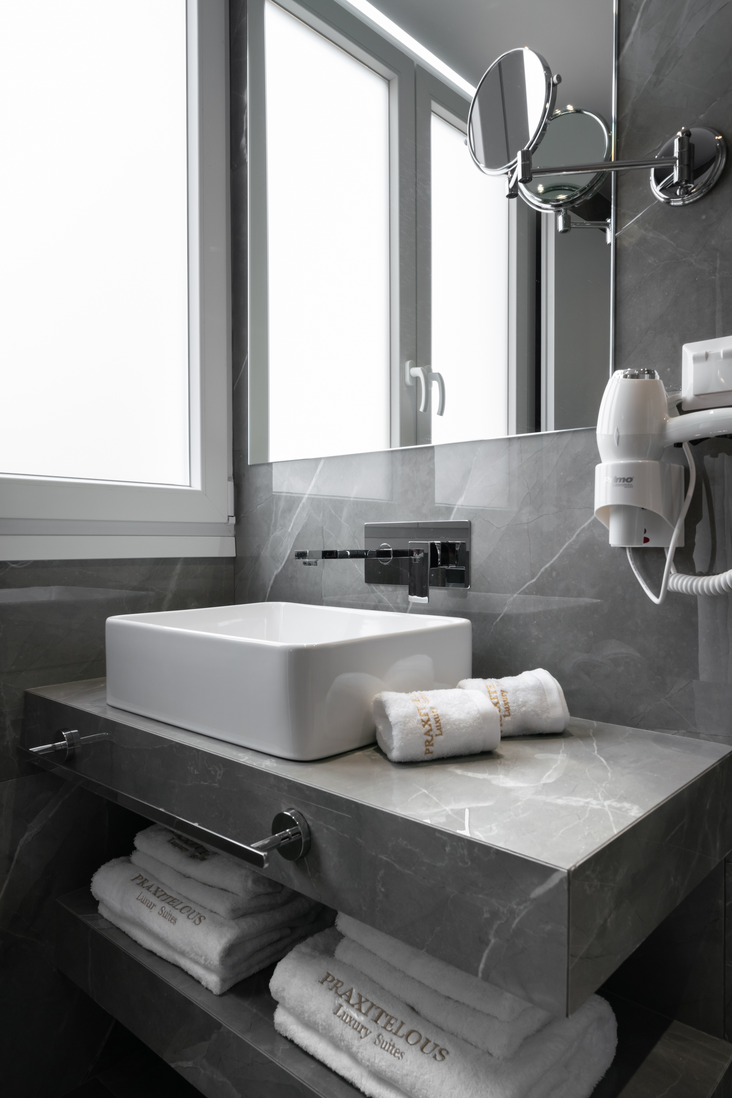 Suite King Bed with Jacuzzi