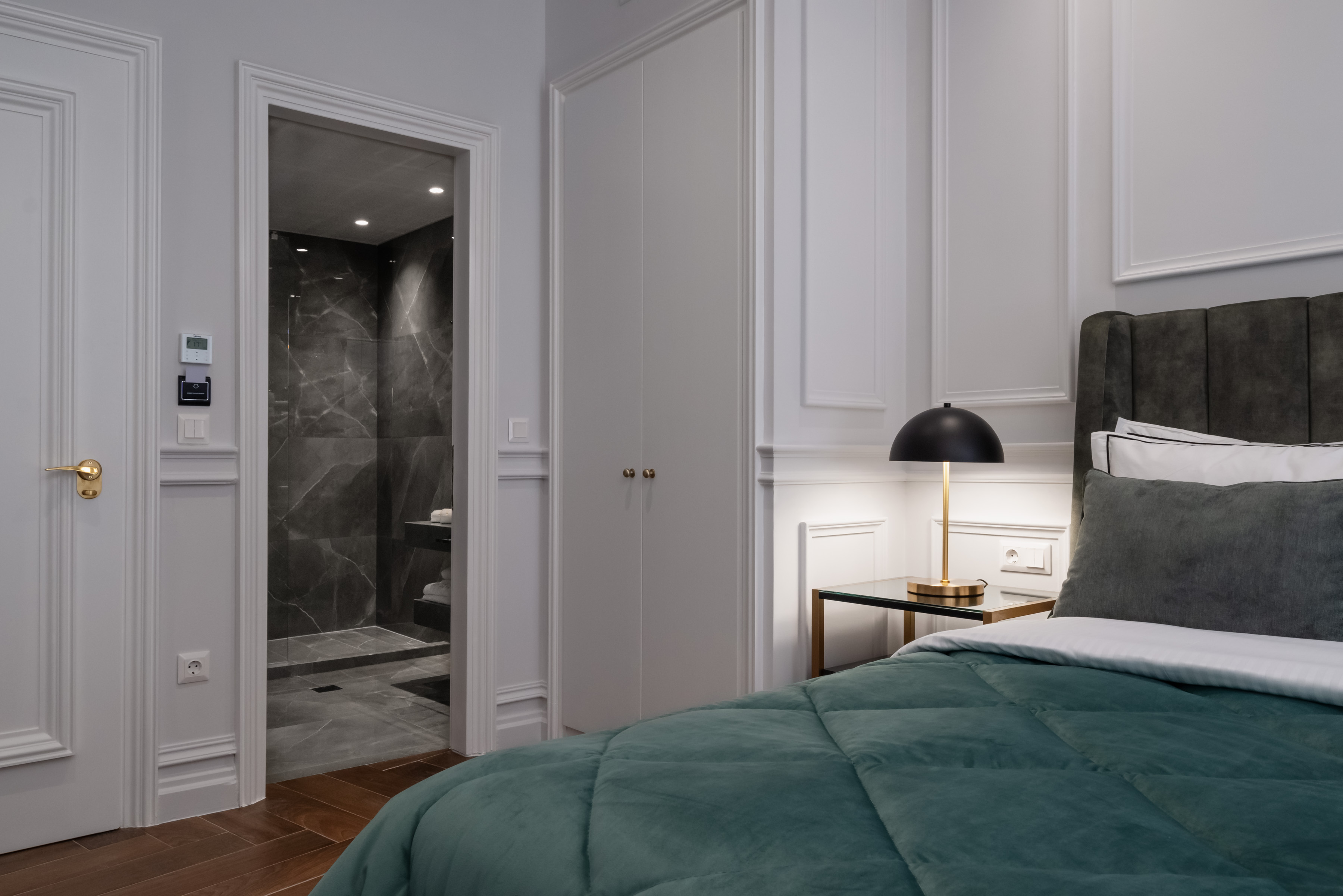 Double One Bedroom One Bathroom