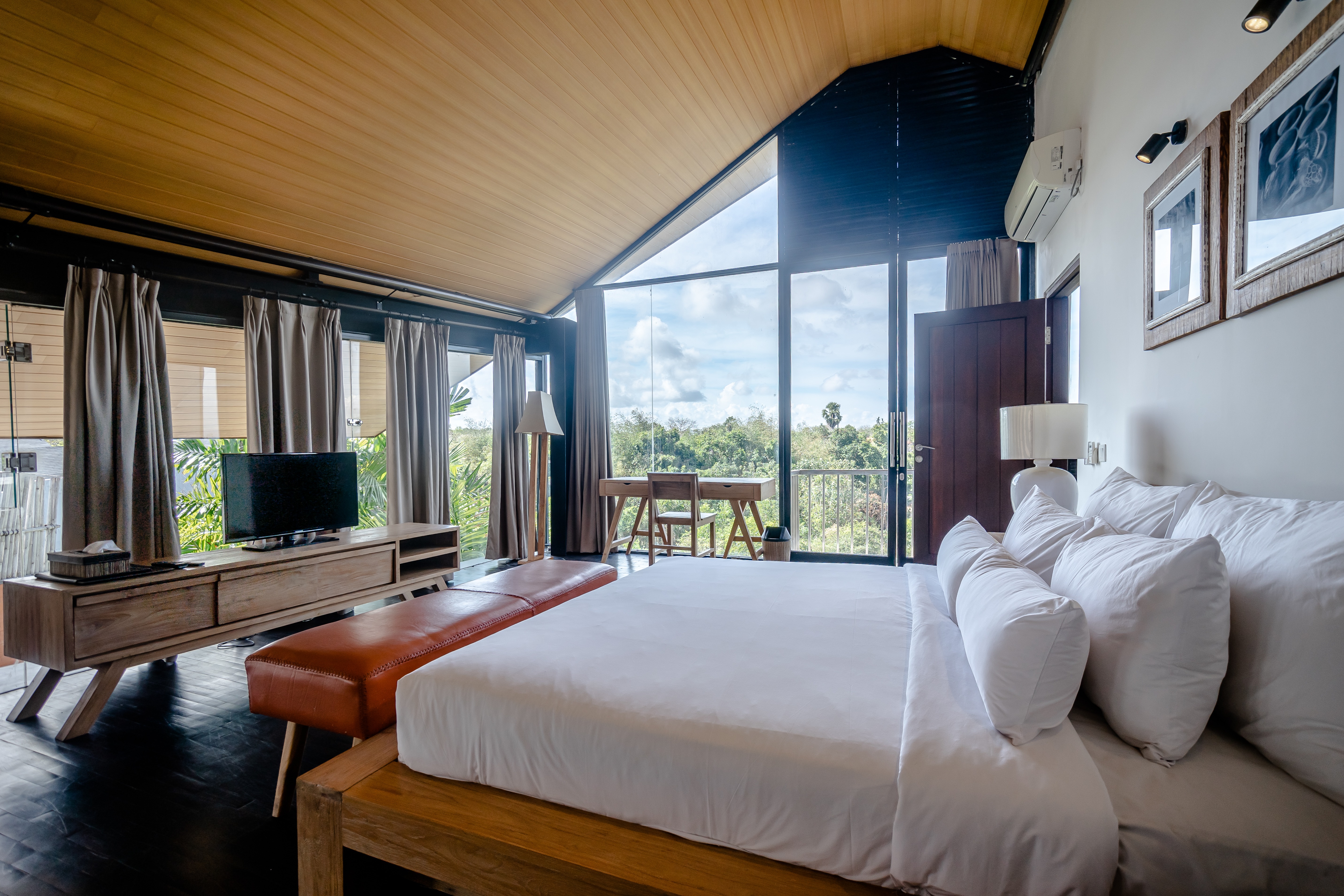 Villa Three Bedrooms with Private Pool